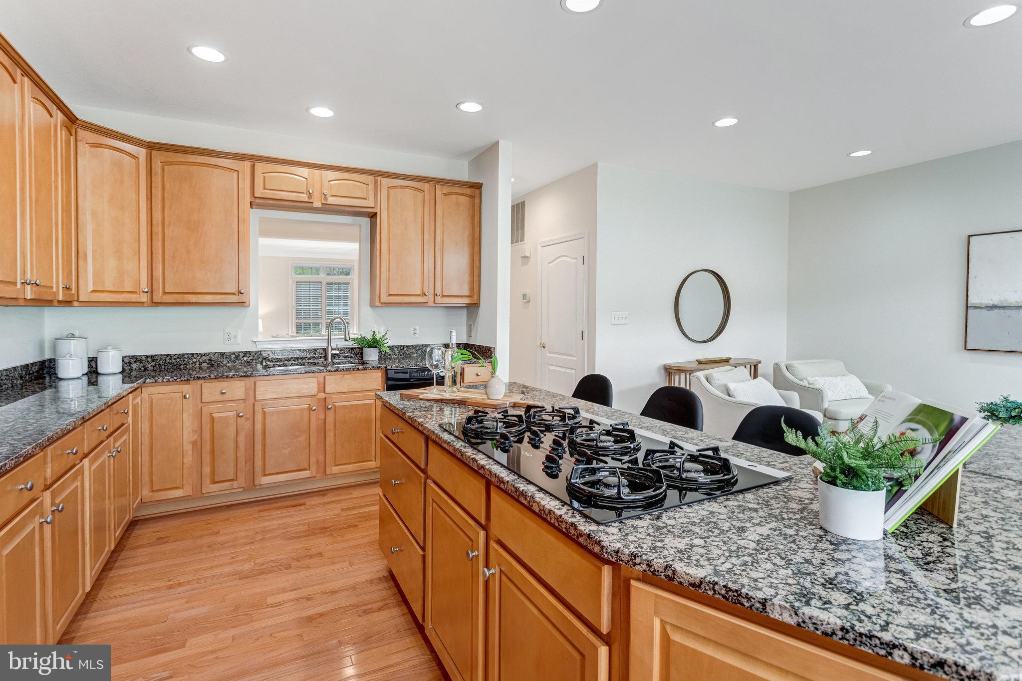 SOUTH RIDING - Residential