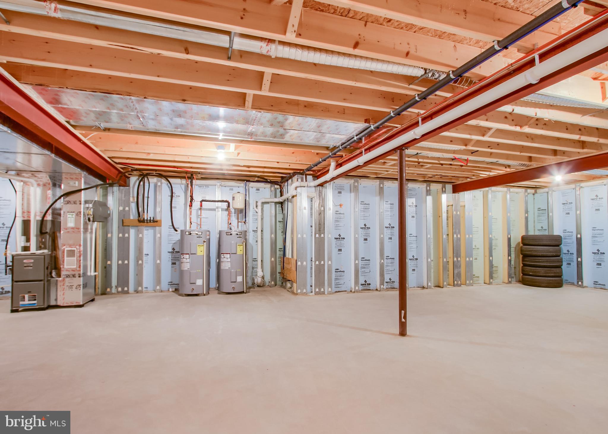 ROCKVILLE ESTATES - Residential