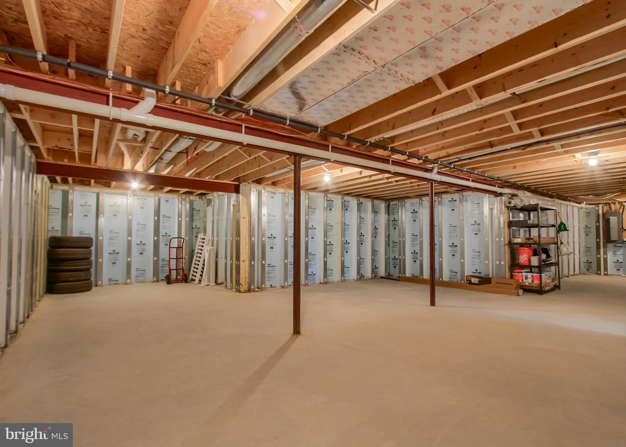 ROCKVILLE ESTATES - Residential