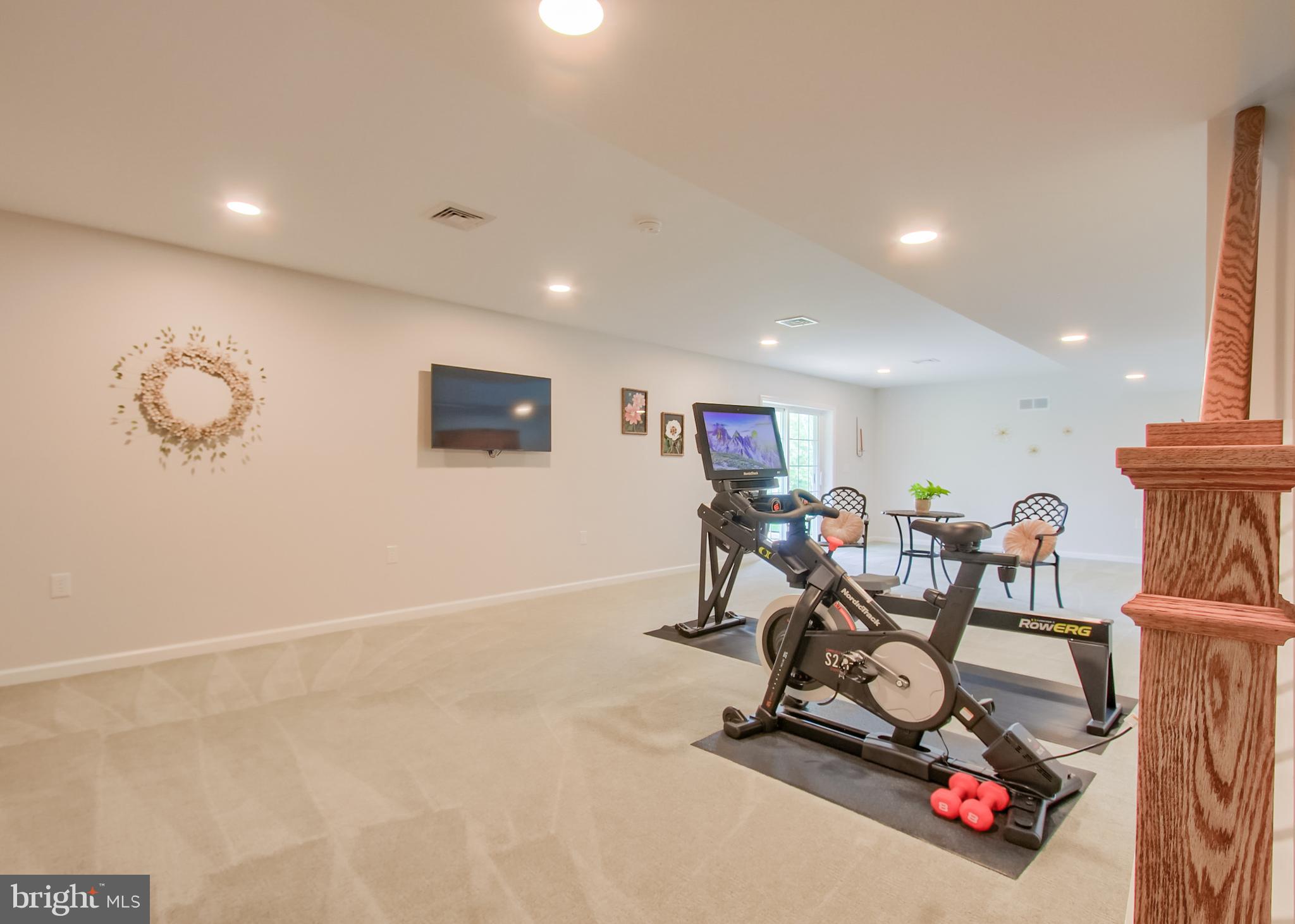 ROCKVILLE ESTATES - Residential