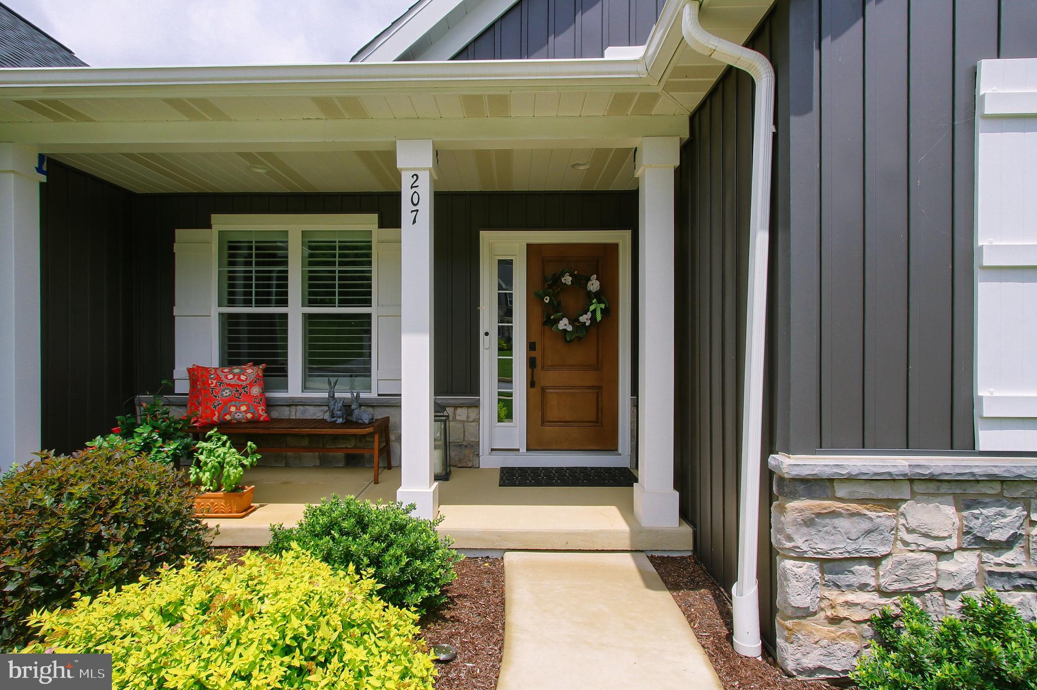 ROCKVILLE ESTATES - Residential