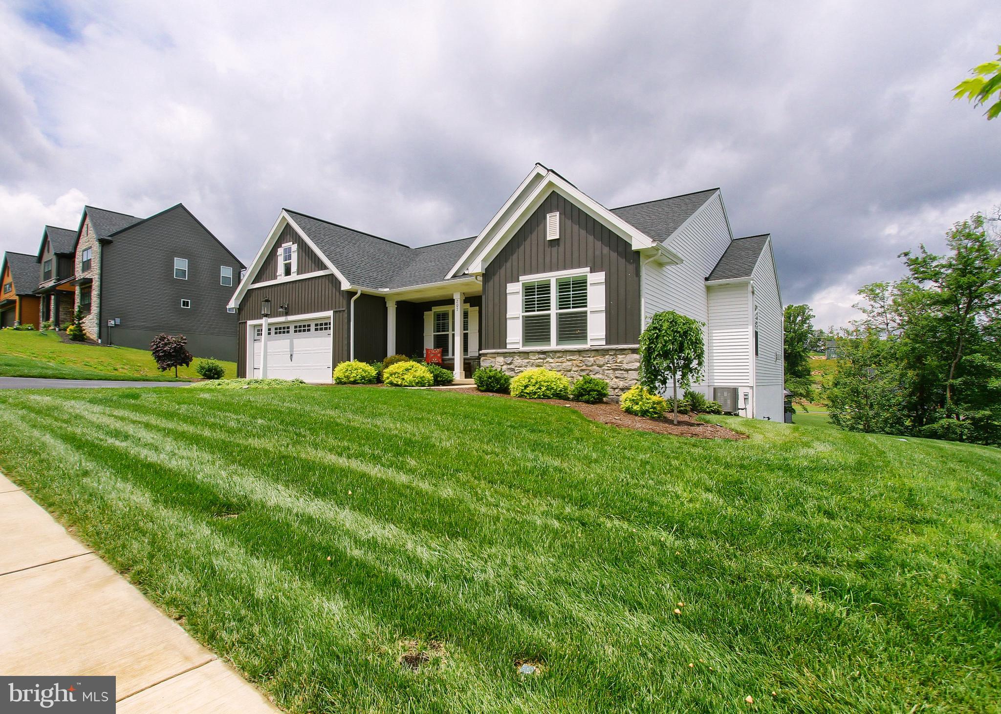 ROCKVILLE ESTATES - Residential