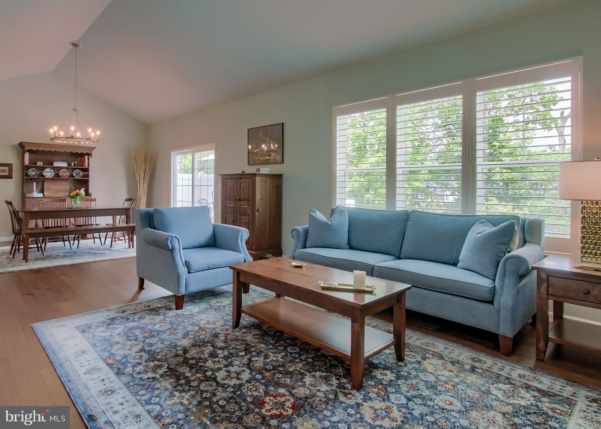 ROCKVILLE ESTATES - Residential