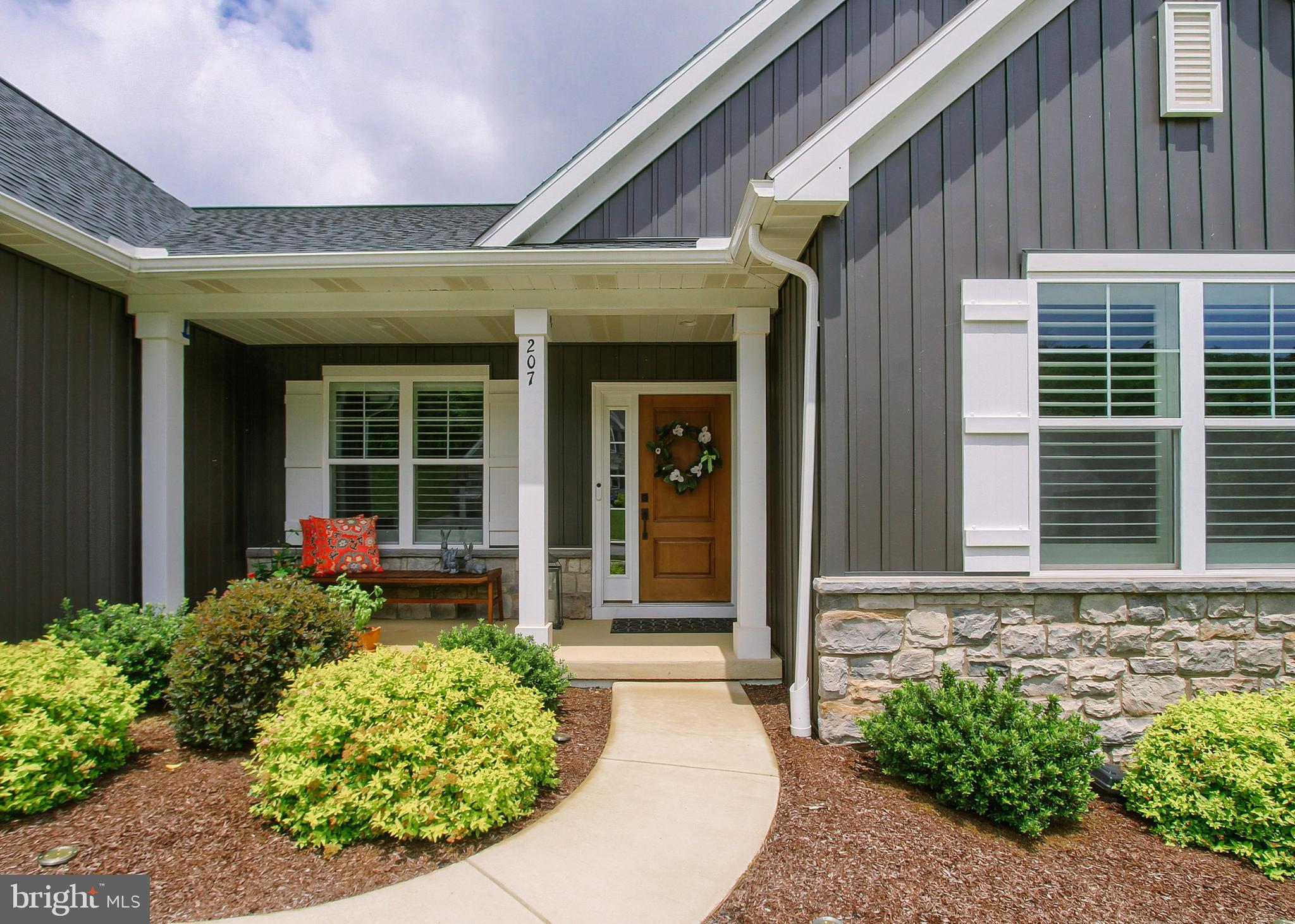 ROCKVILLE ESTATES - Residential