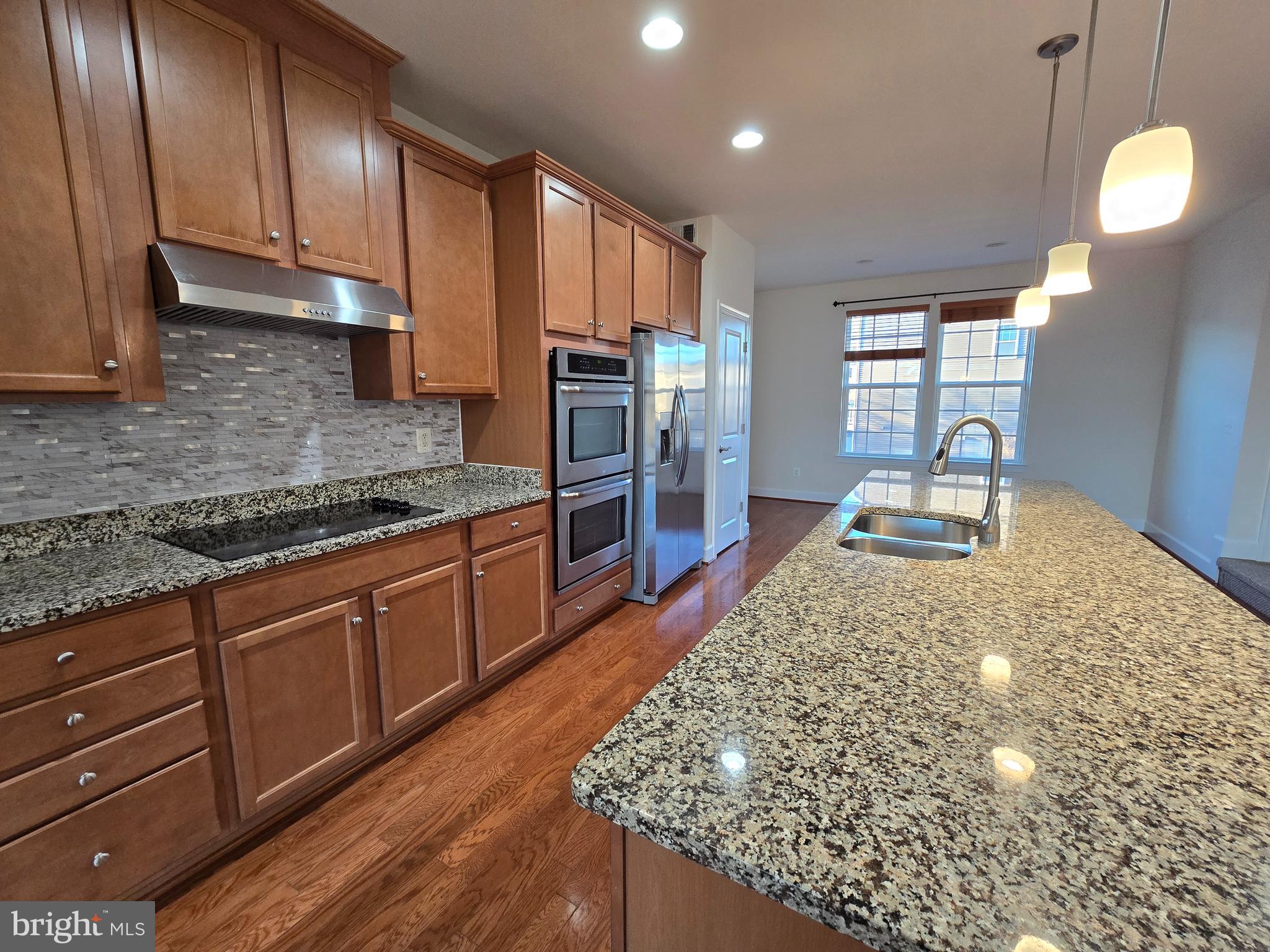 HERITAGE CROSSING - Residential Lease