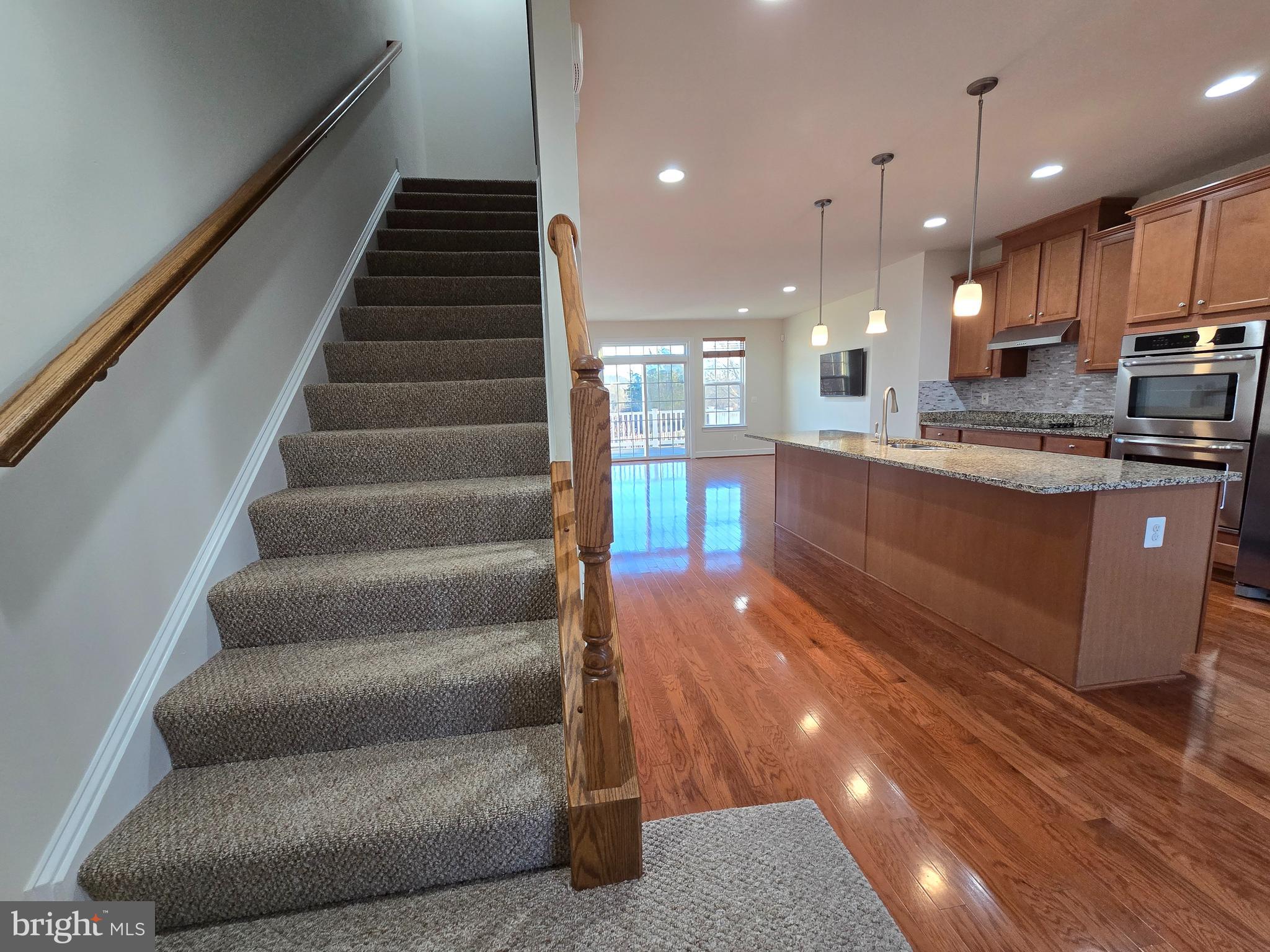 HERITAGE CROSSING - Residential Lease