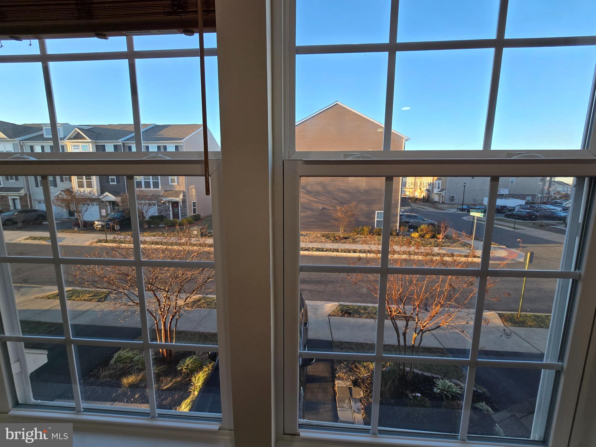 HERITAGE CROSSING - Residential Lease