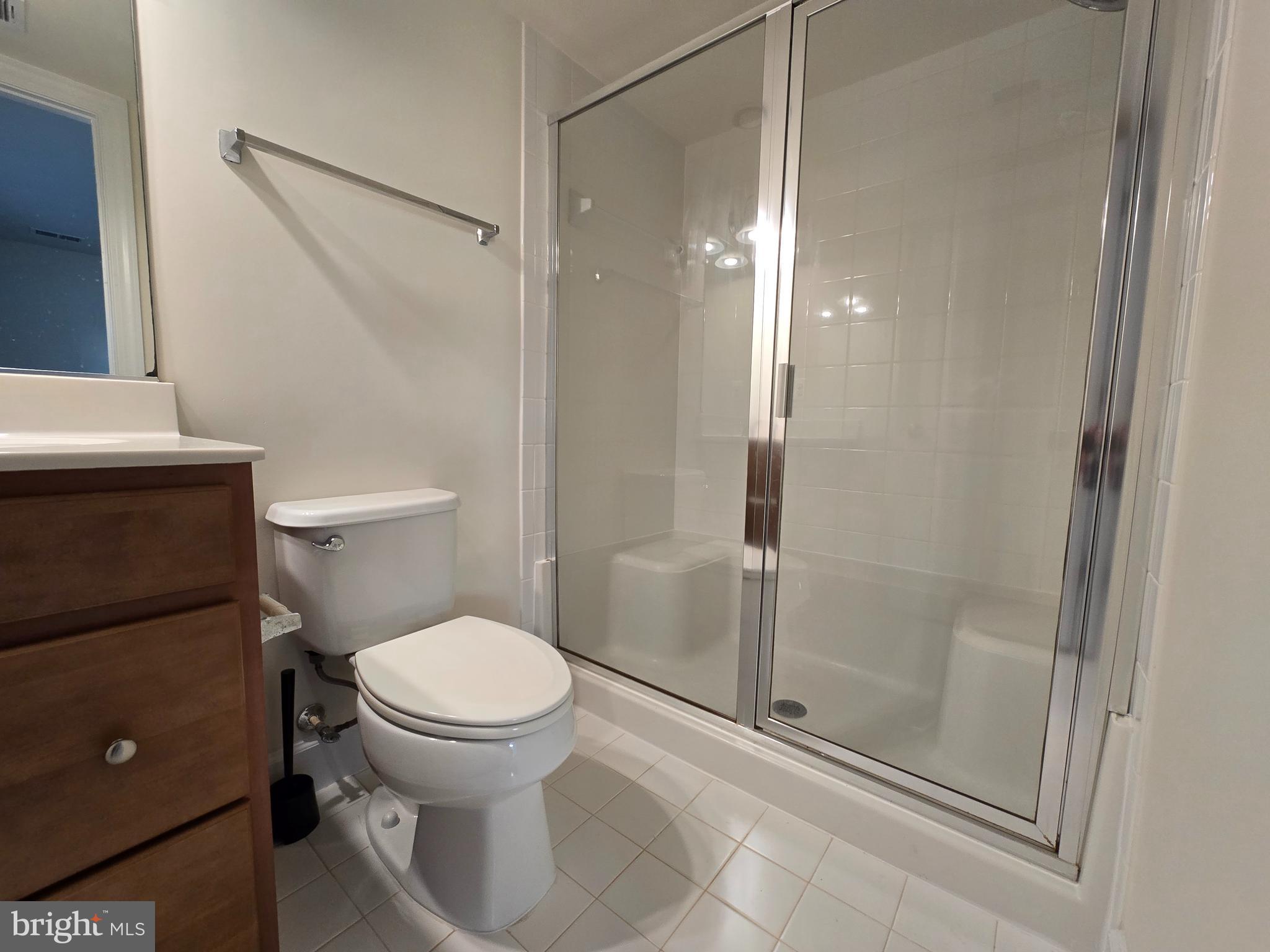 HERITAGE CROSSING - Residential Lease