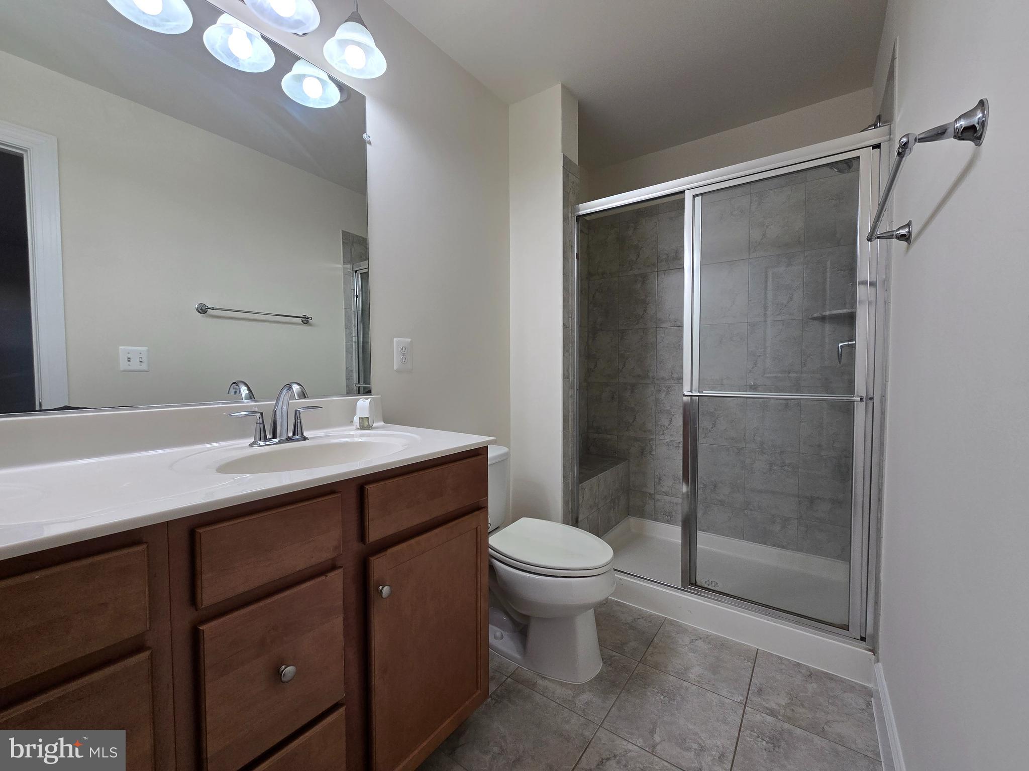 HERITAGE CROSSING - Residential Lease