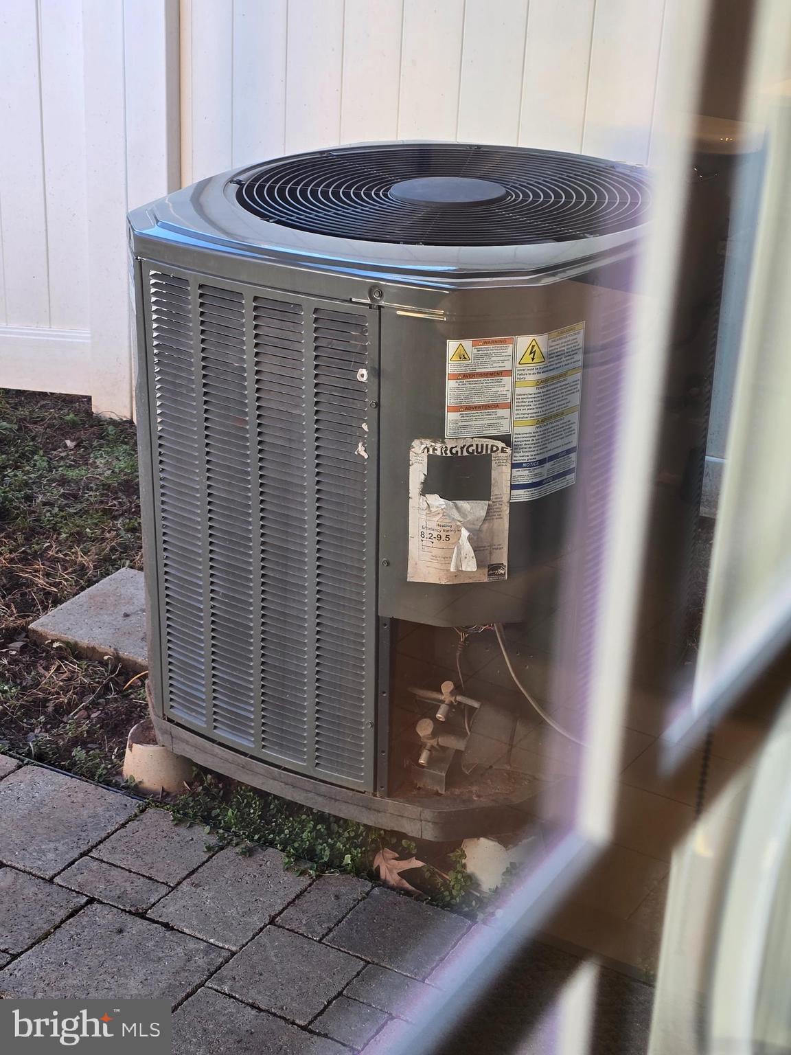 HERITAGE CROSSING - Residential Lease