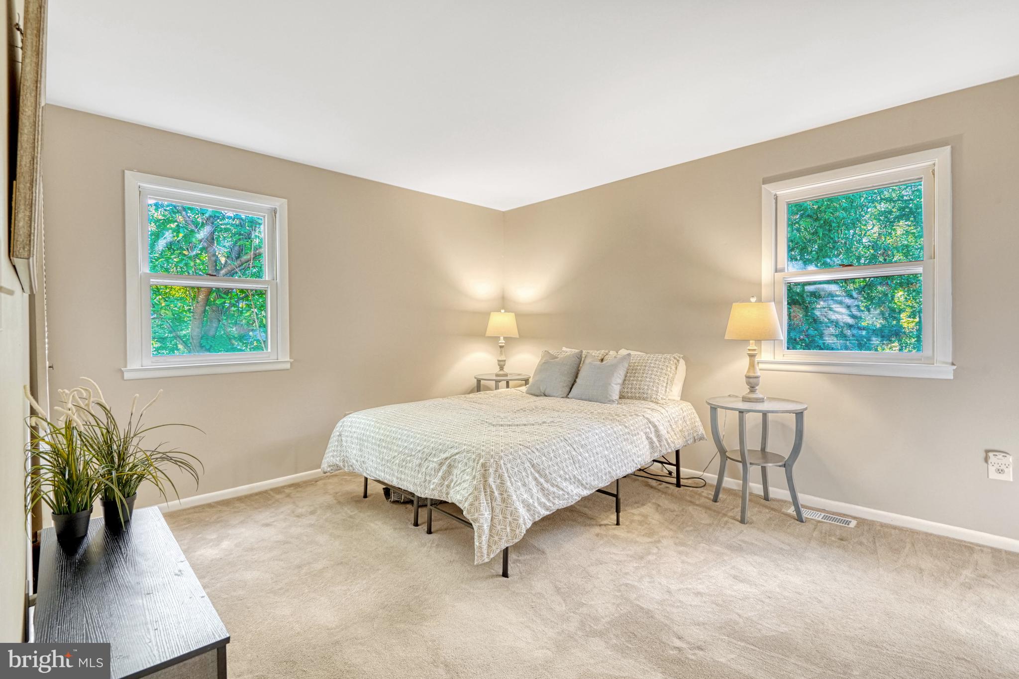 BULL RUN MOUNTAIN - Residential