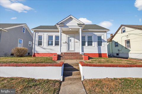 Homes For Sale - 615 W 13th St<br/> NEW CASTLE, DE 19720