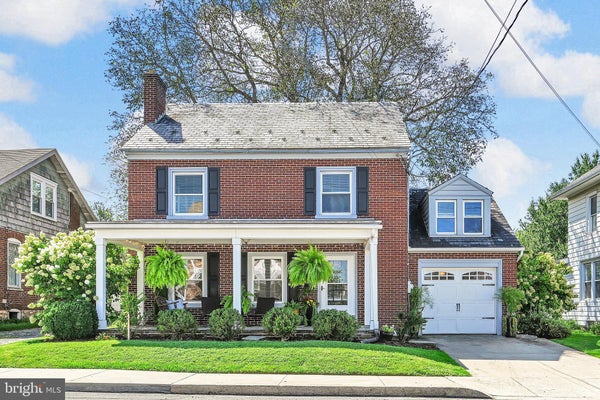 36 N CUSTER AVE, NEW HOLLAND, PA 17557 - Image ed9d56c7385ef725bce27f53d0c810c8/3701274875