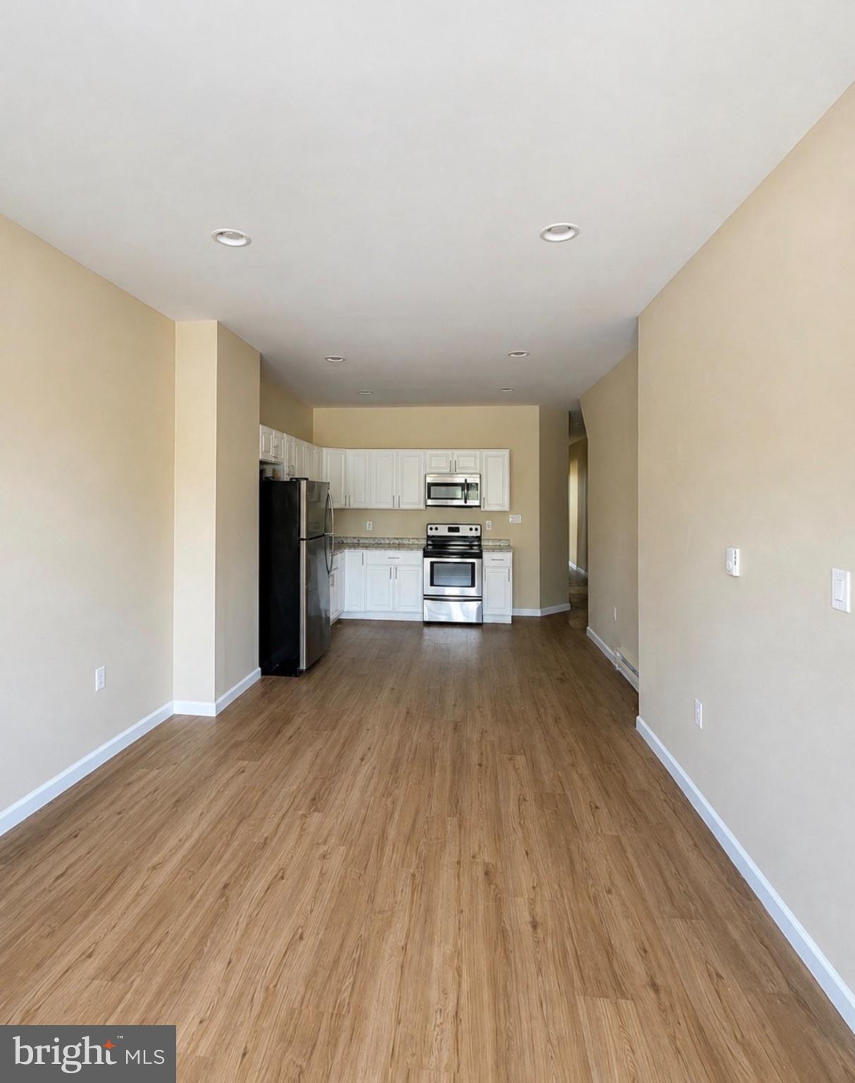 7018 WOODLAND AVENUE 1