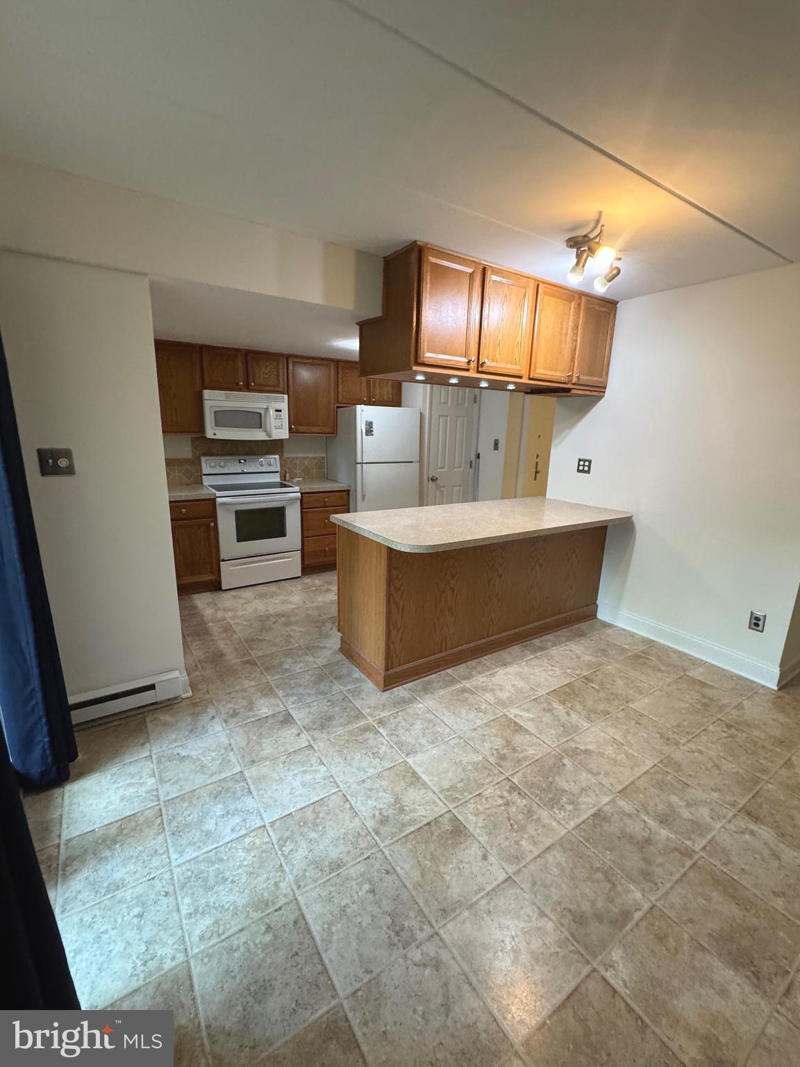 WOODMONT NORTH - Residential