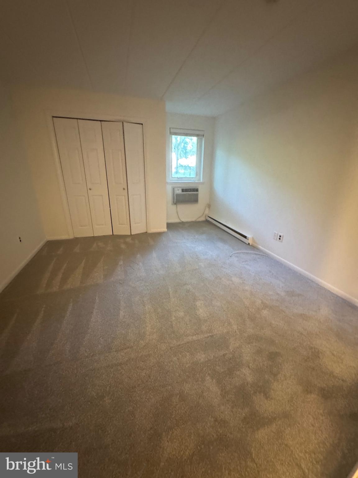 WOODMONT NORTH - Residential