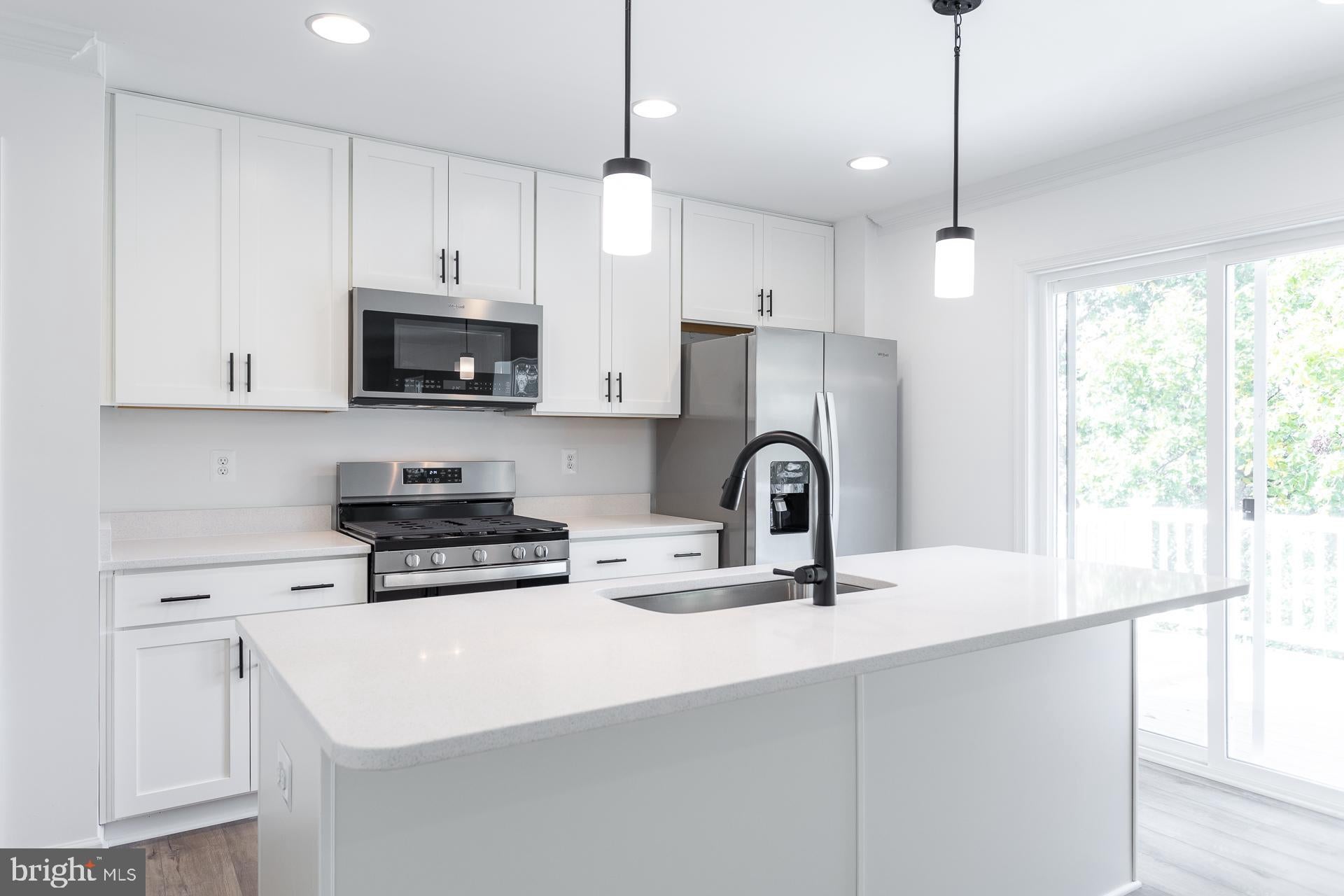 TBB WIND RIVER DRIVE GLENSHAW II