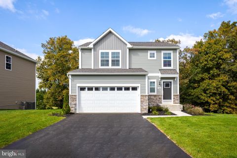 Homes For Sale - TBB Wind River Drive #GLENSHAW II<br/> CHAMBERSBURG, PA 17202