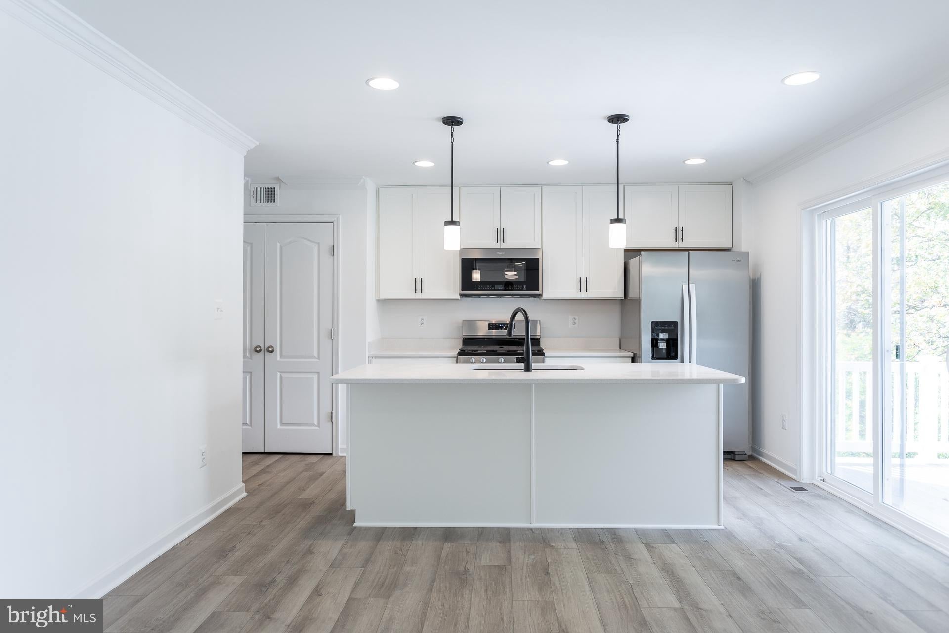TBB WIND RIVER DRIVE GLENSHAW II