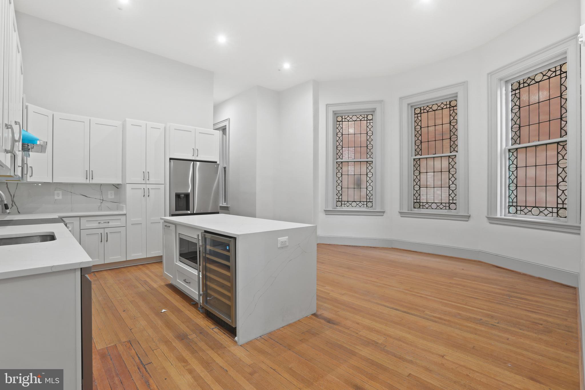 MOUNT VERNON PLACE HISTORIC DISTRICT - Residential Lease