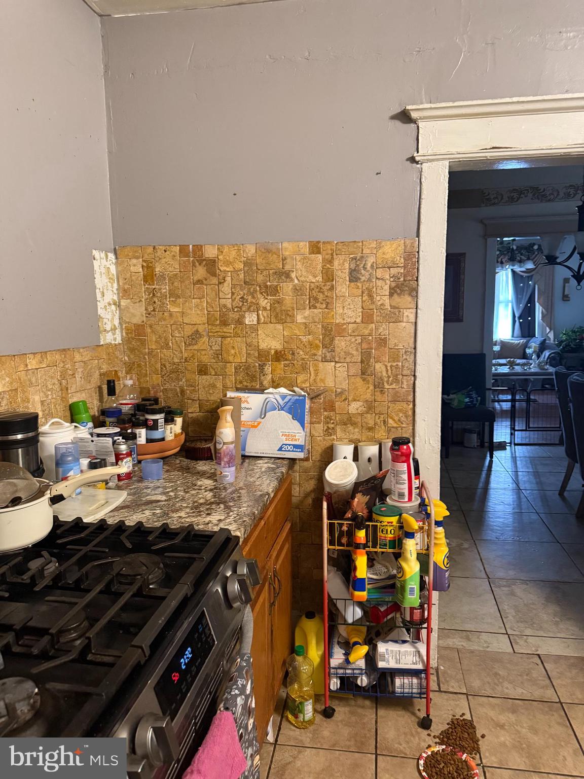 2877 HARRISON AVENUE