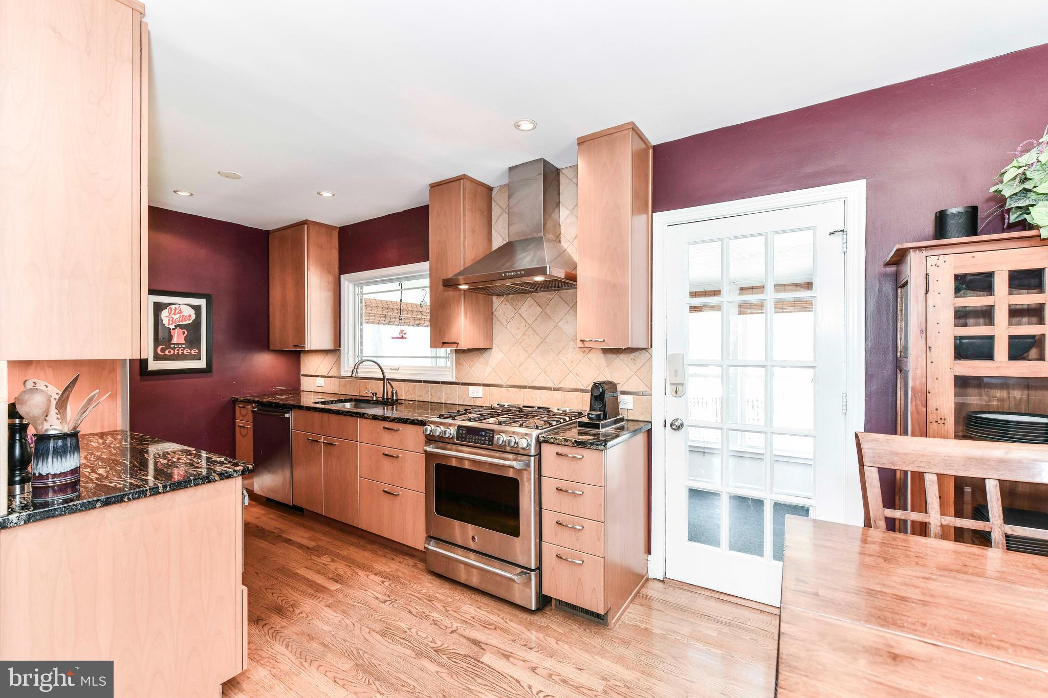 GARDEN CITY - Residential