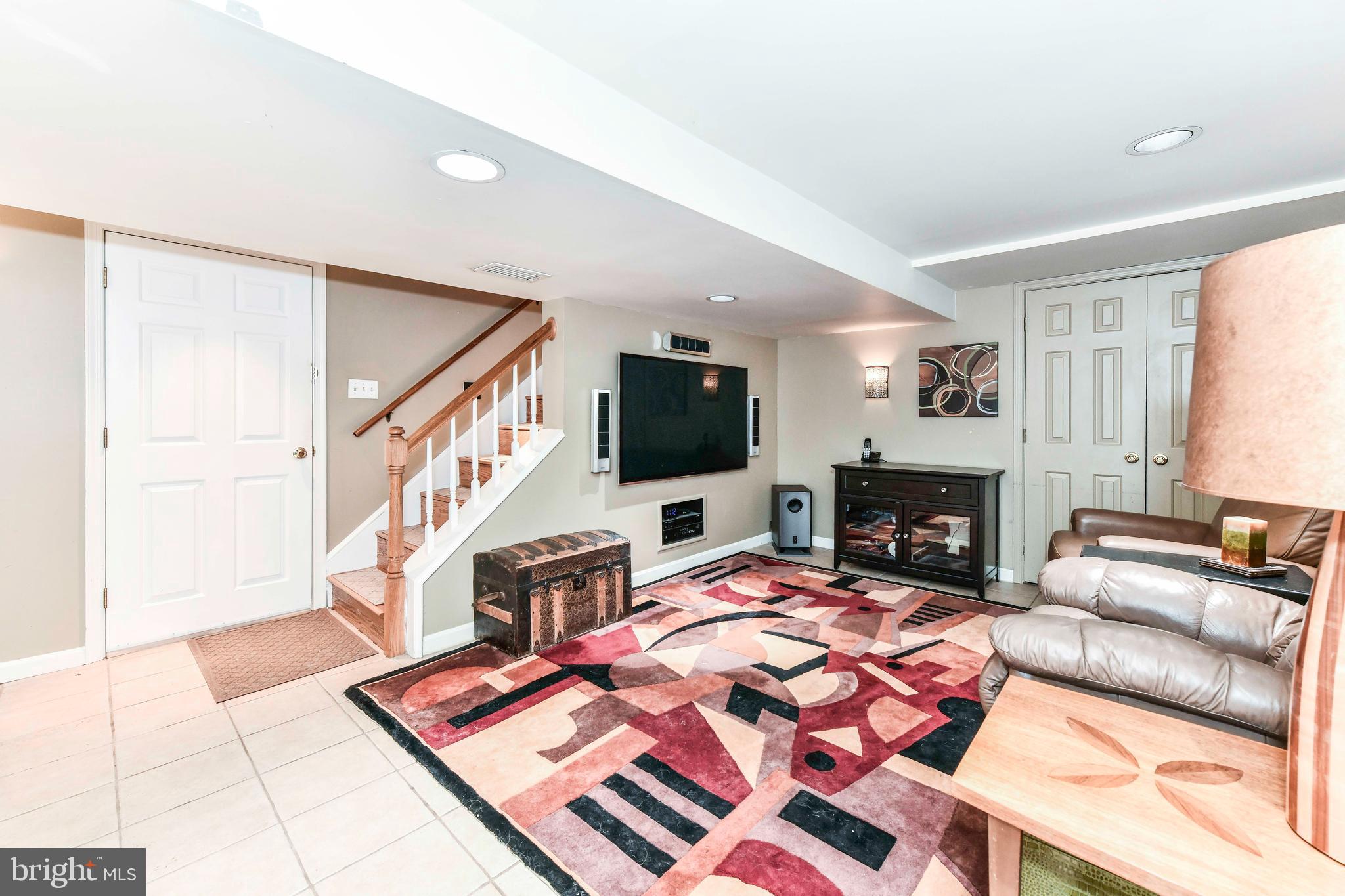 GARDEN CITY - Residential