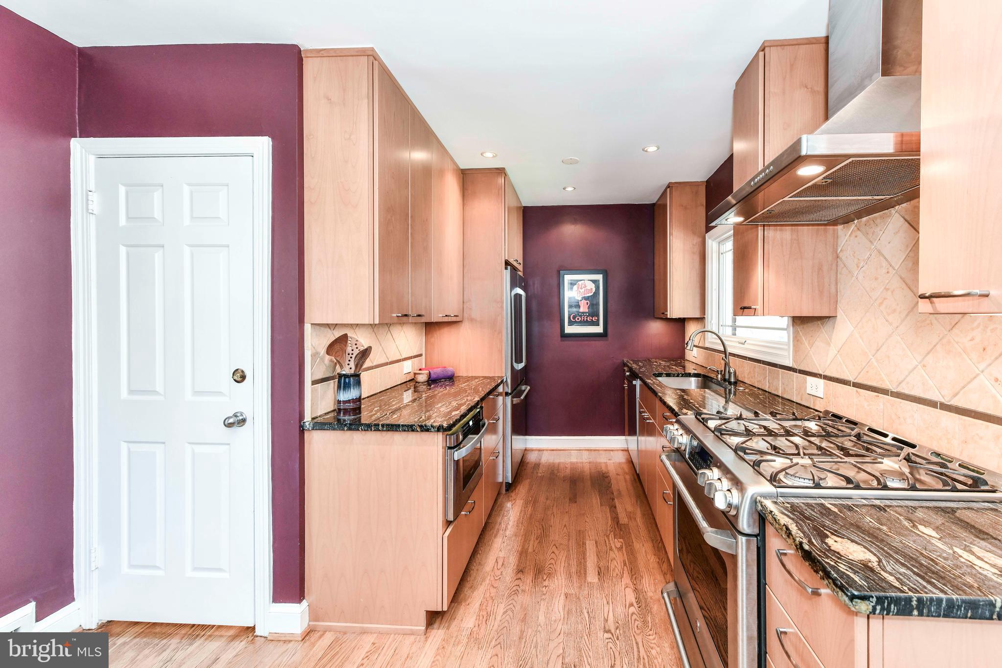 GARDEN CITY - Residential