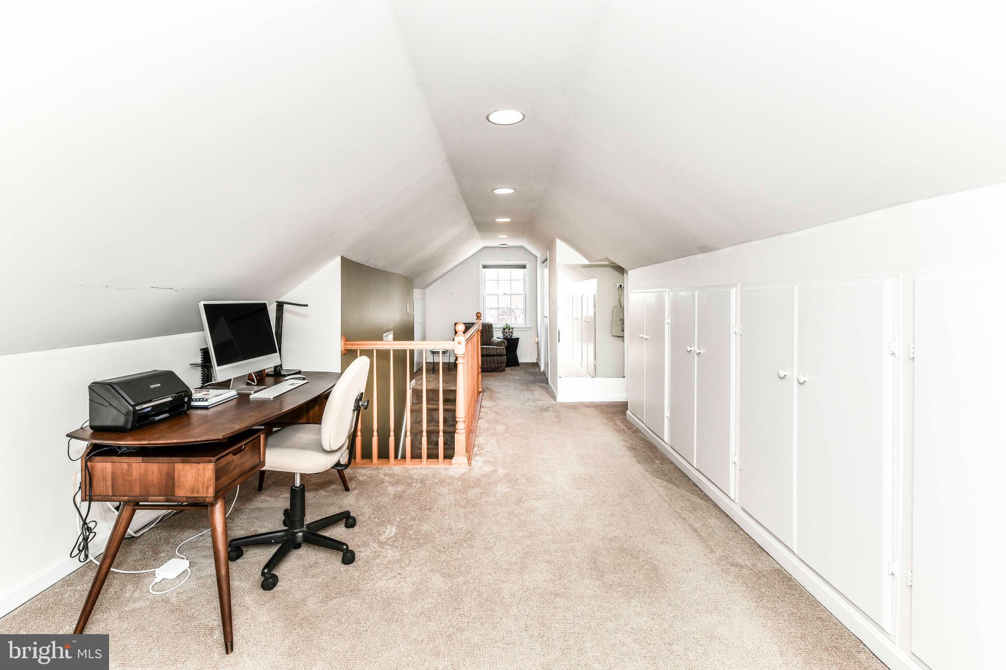 GARDEN CITY - Residential