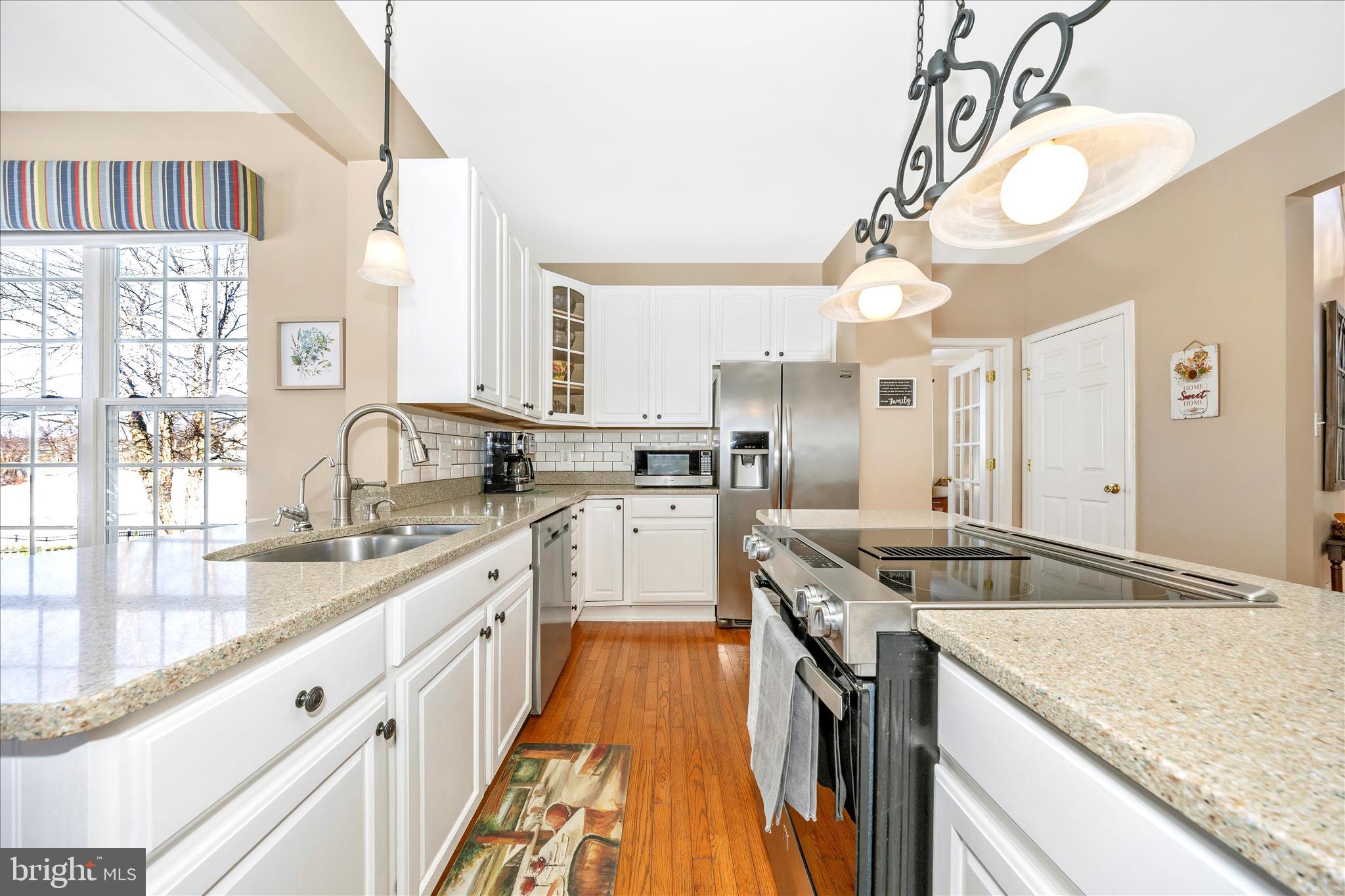 CRESTVIEW - Residential