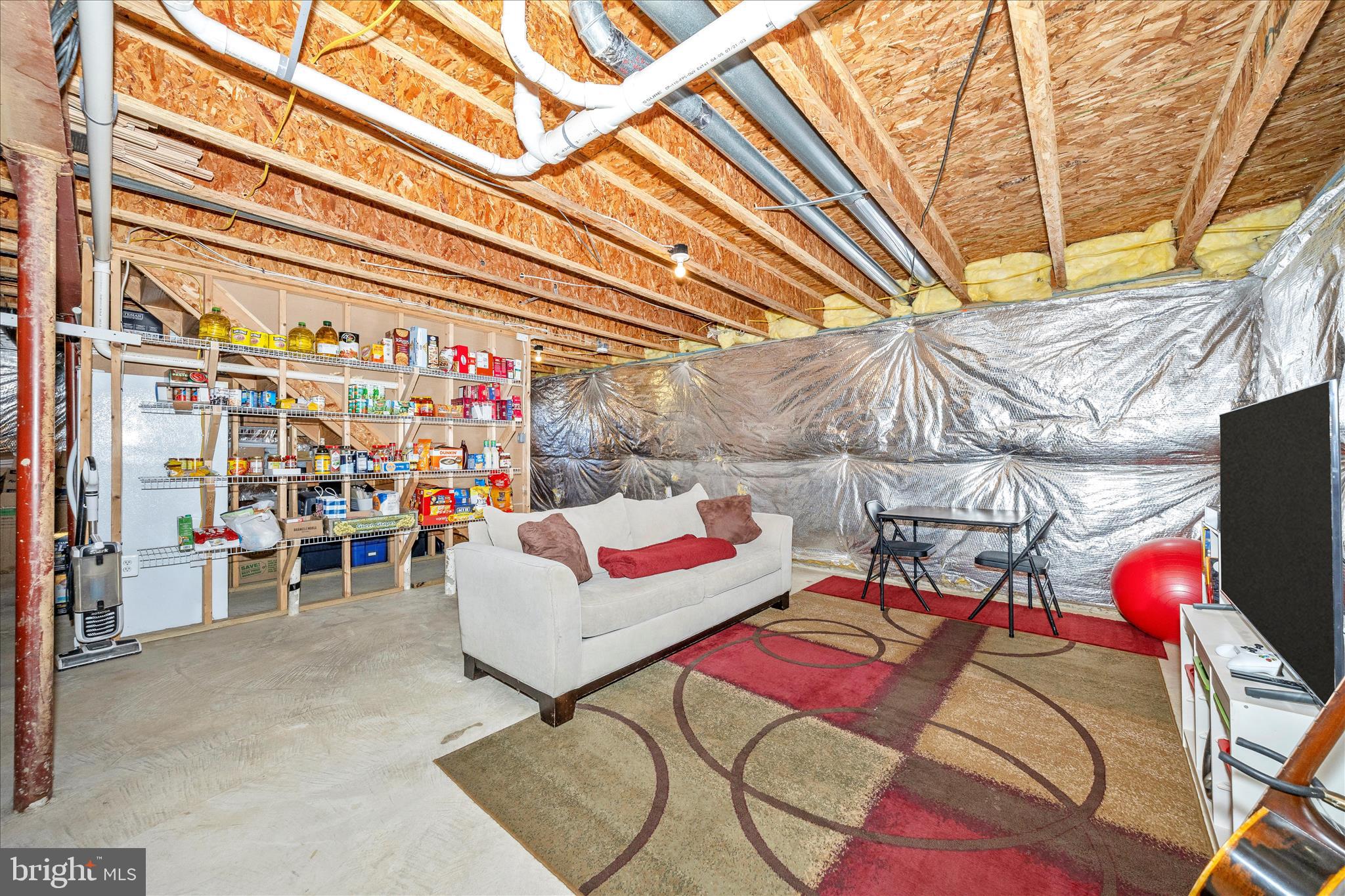 CRESTVIEW - Residential