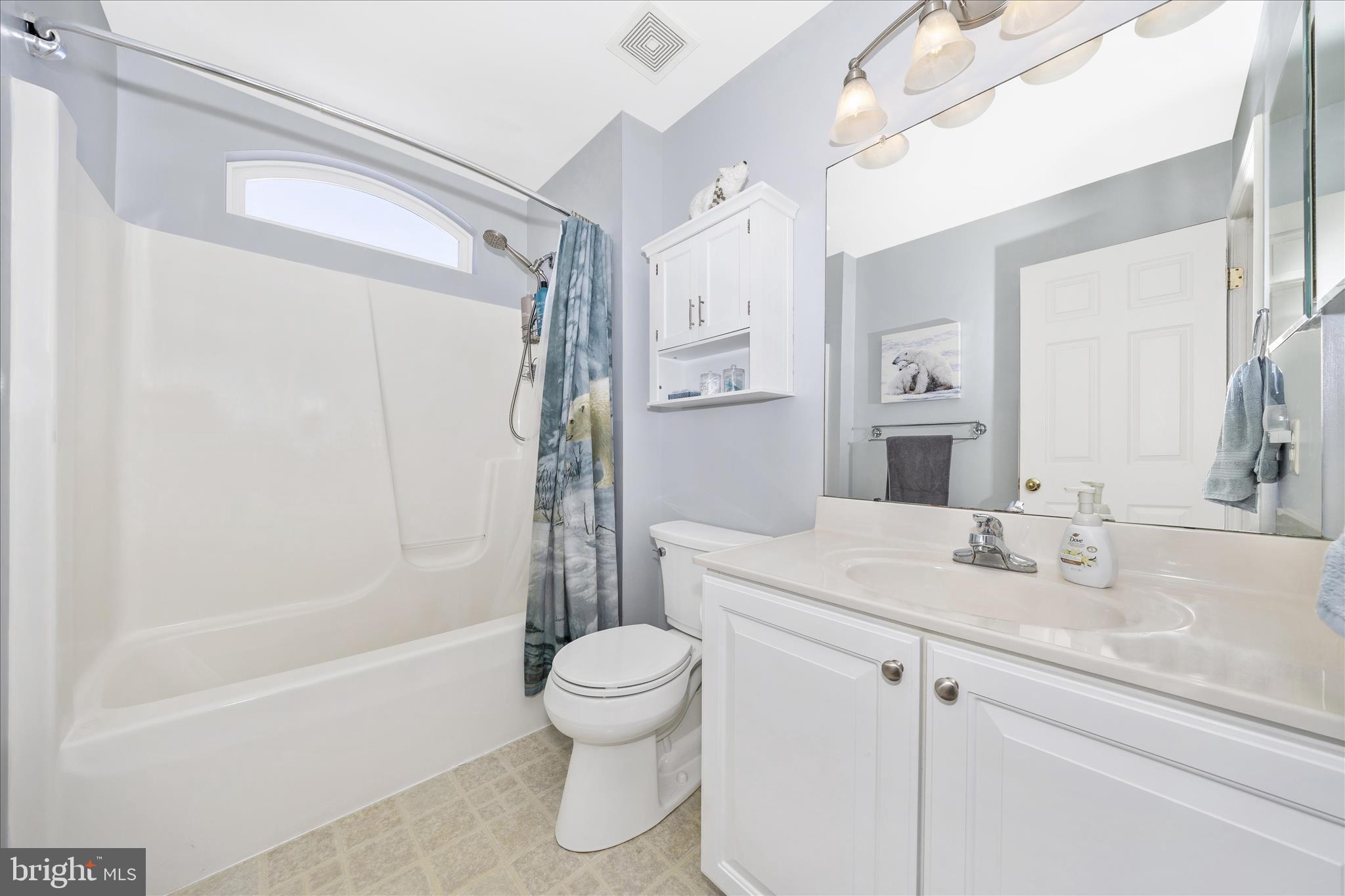 CRESTVIEW - Residential