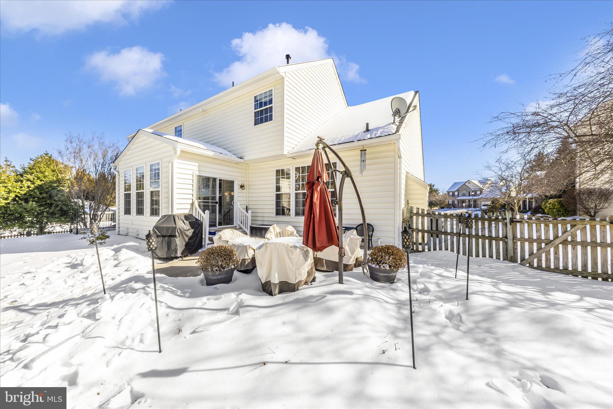 CRESTVIEW - Residential