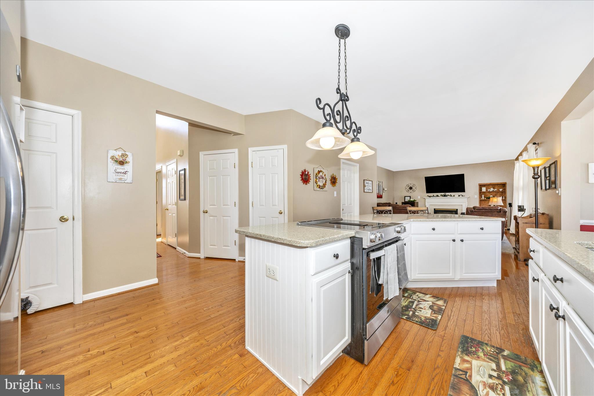 CRESTVIEW - Residential