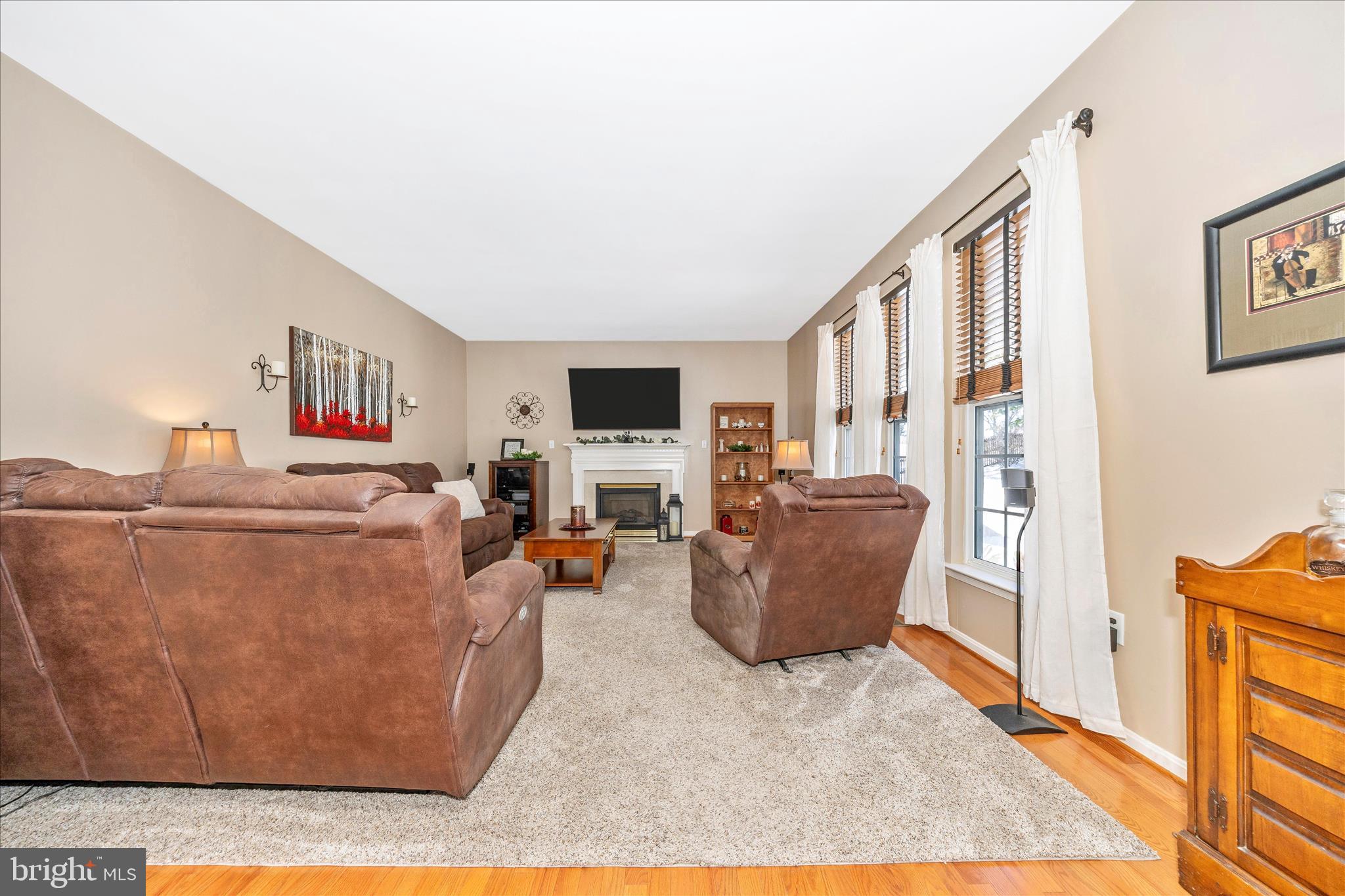 CRESTVIEW - Residential