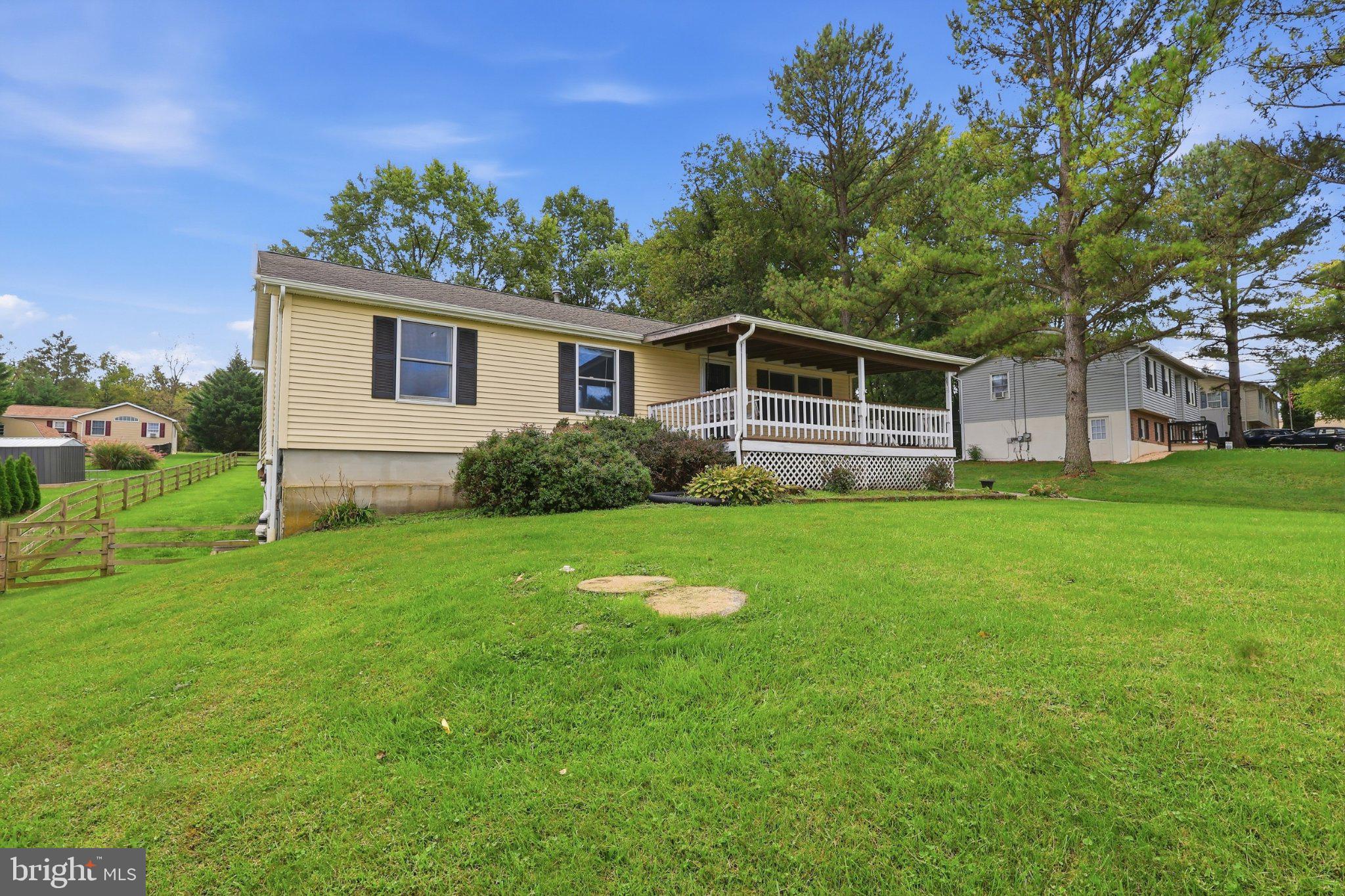 44 MAGNOLIA TRAIL