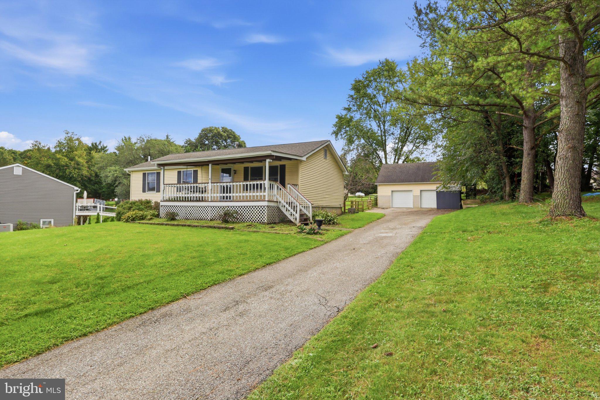 44 MAGNOLIA TRAIL