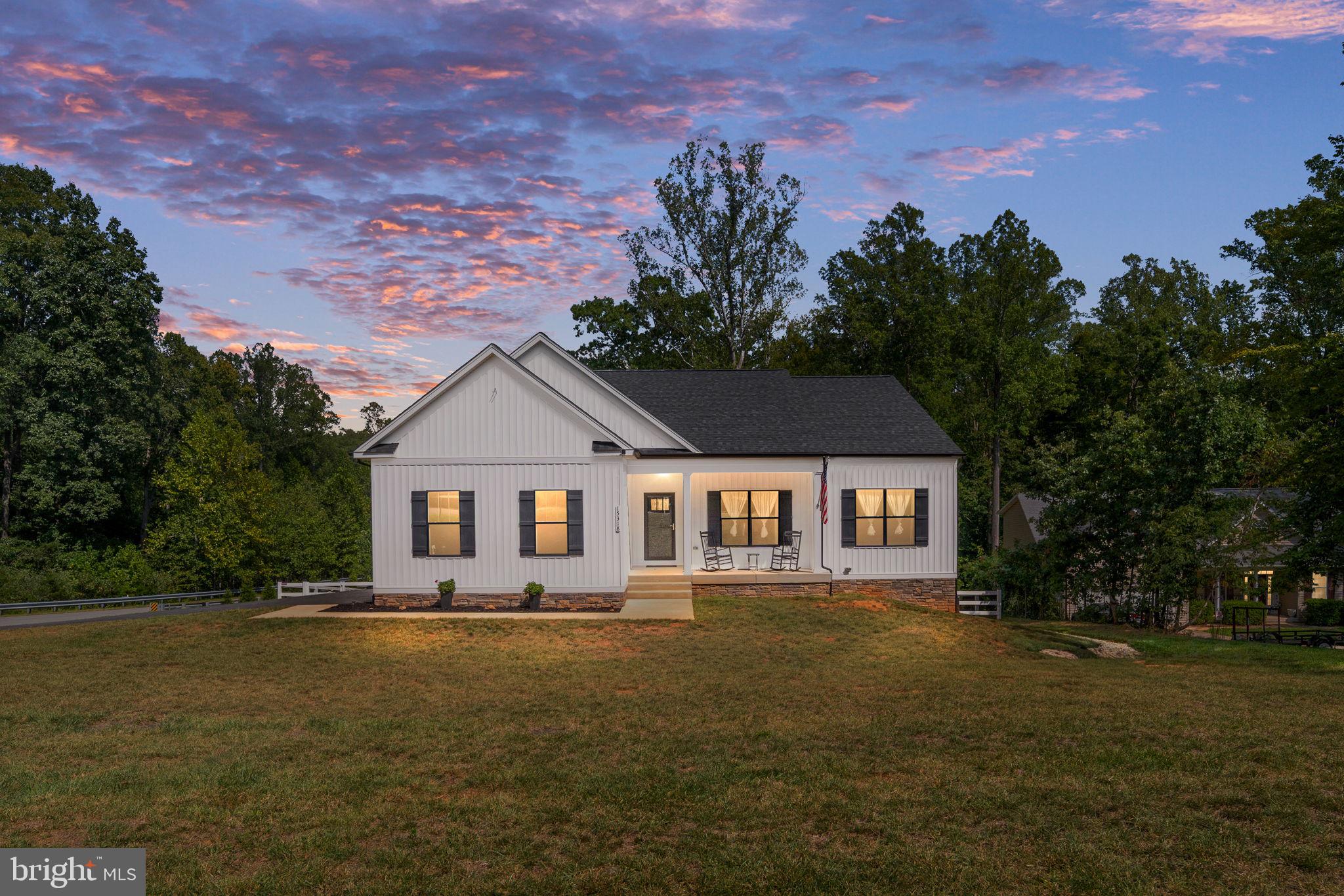 15318 RED OAK LANE