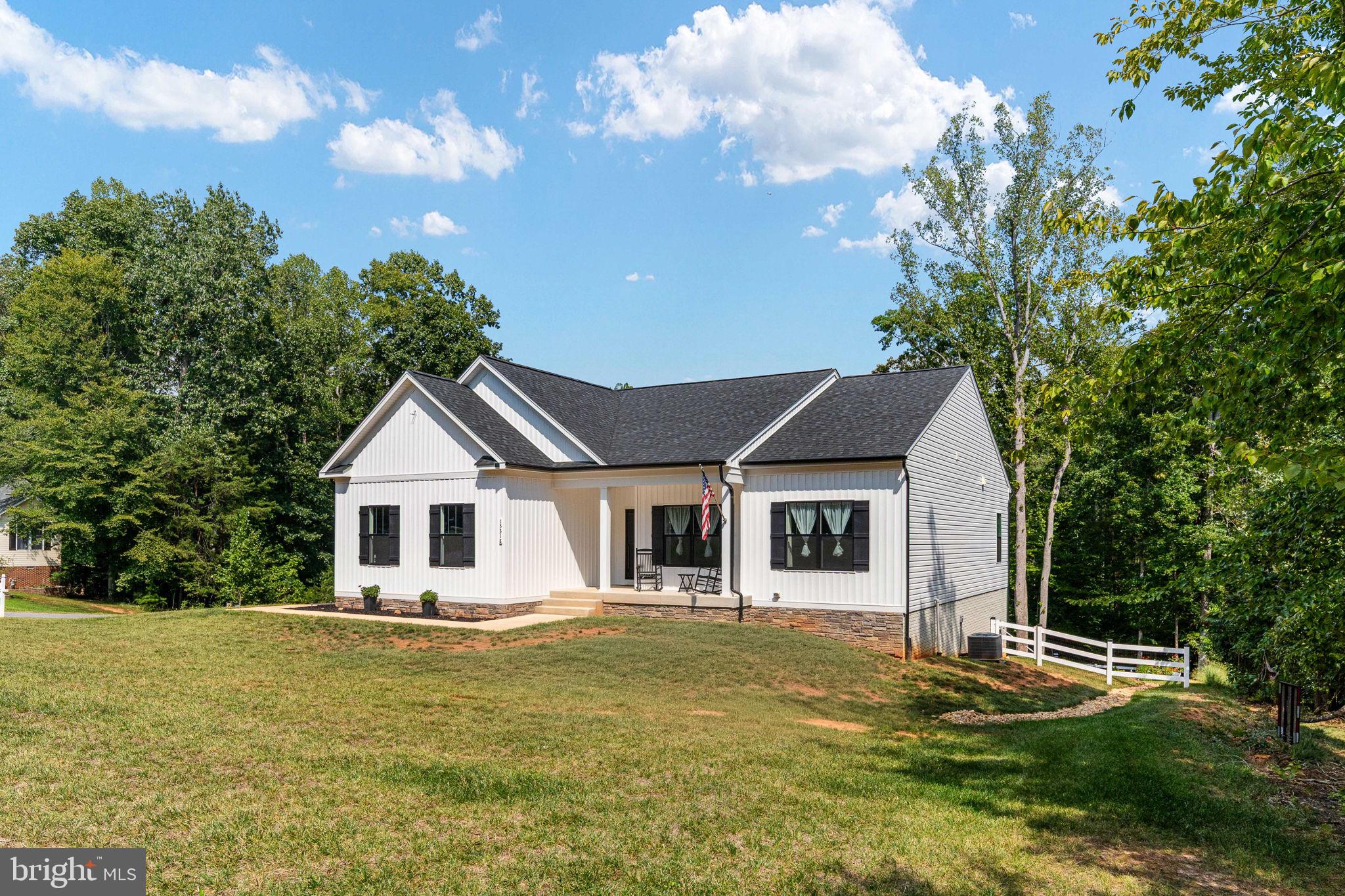 15318 RED OAK LANE