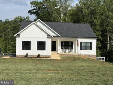 15318 RED OAK LANE MINERAL VA 23117