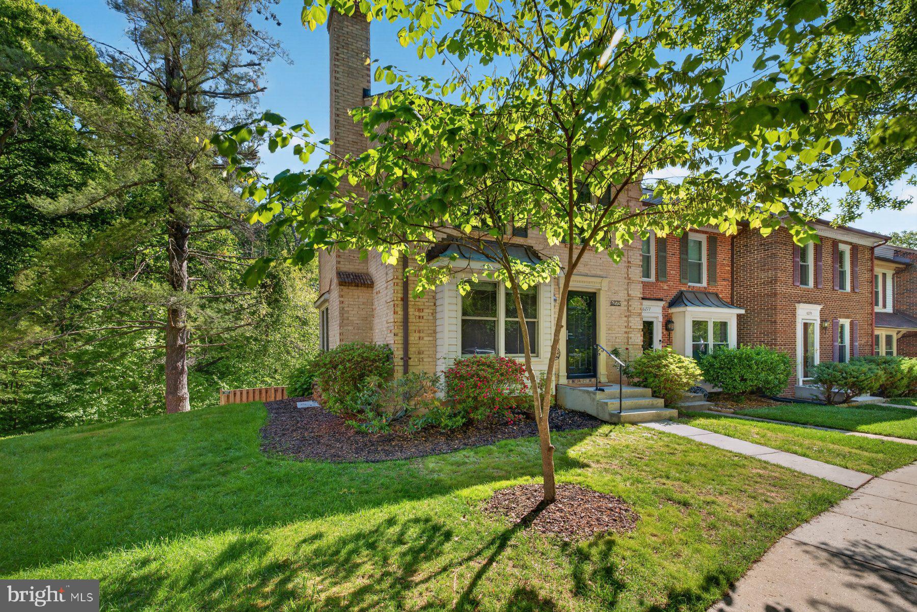 6275 KERRYDALE DRIVE