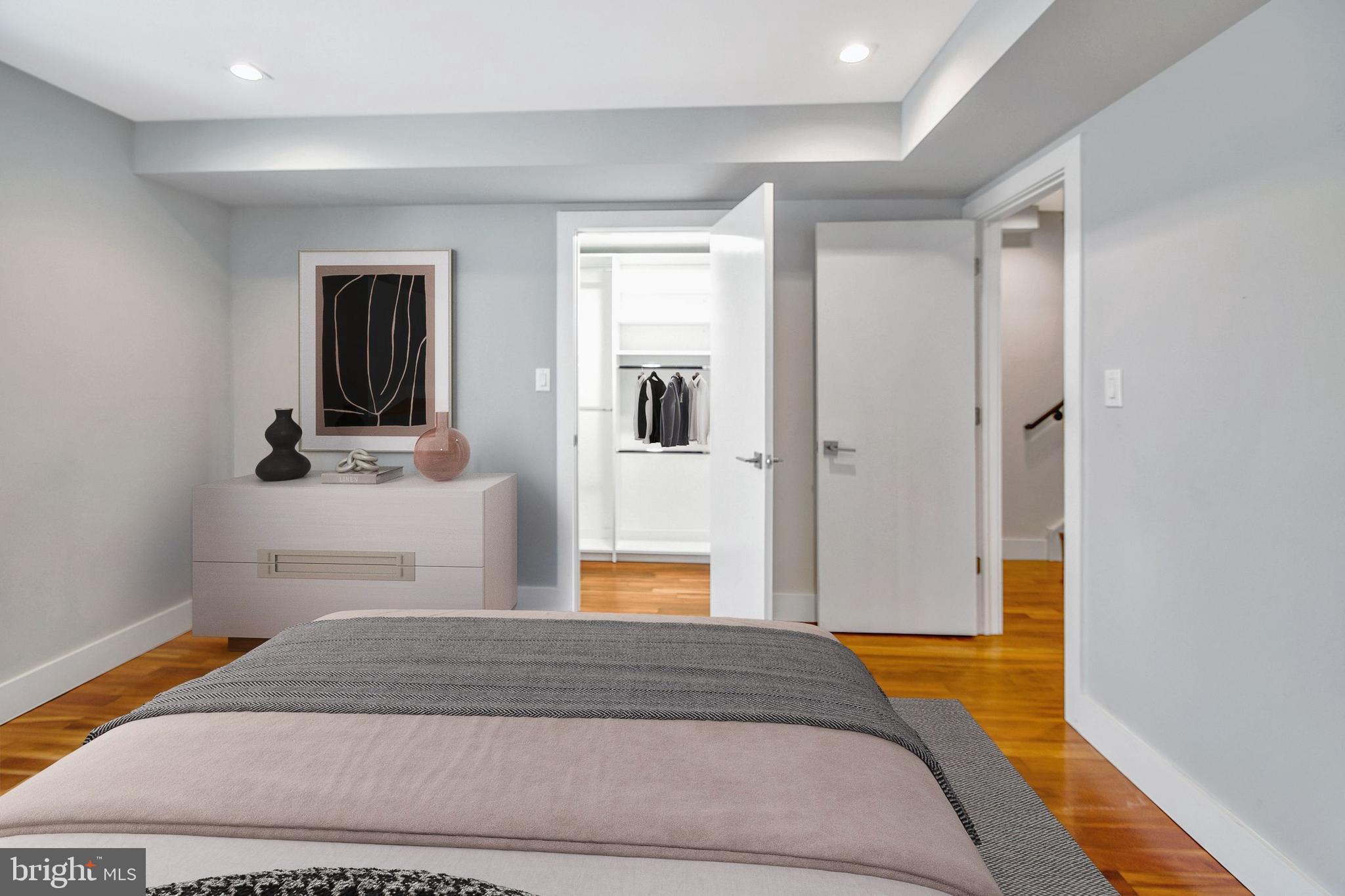 POINT BREEZE - Residential