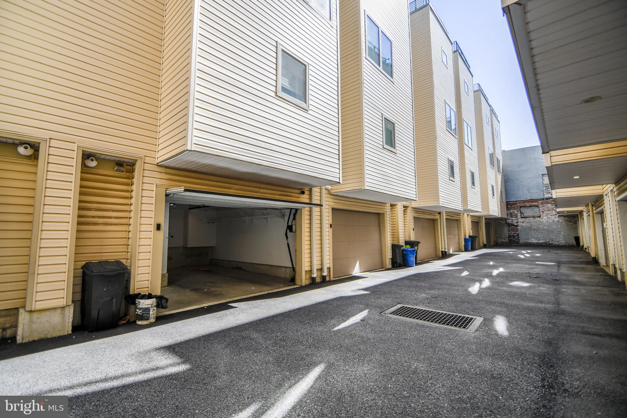 POINT BREEZE - Residential