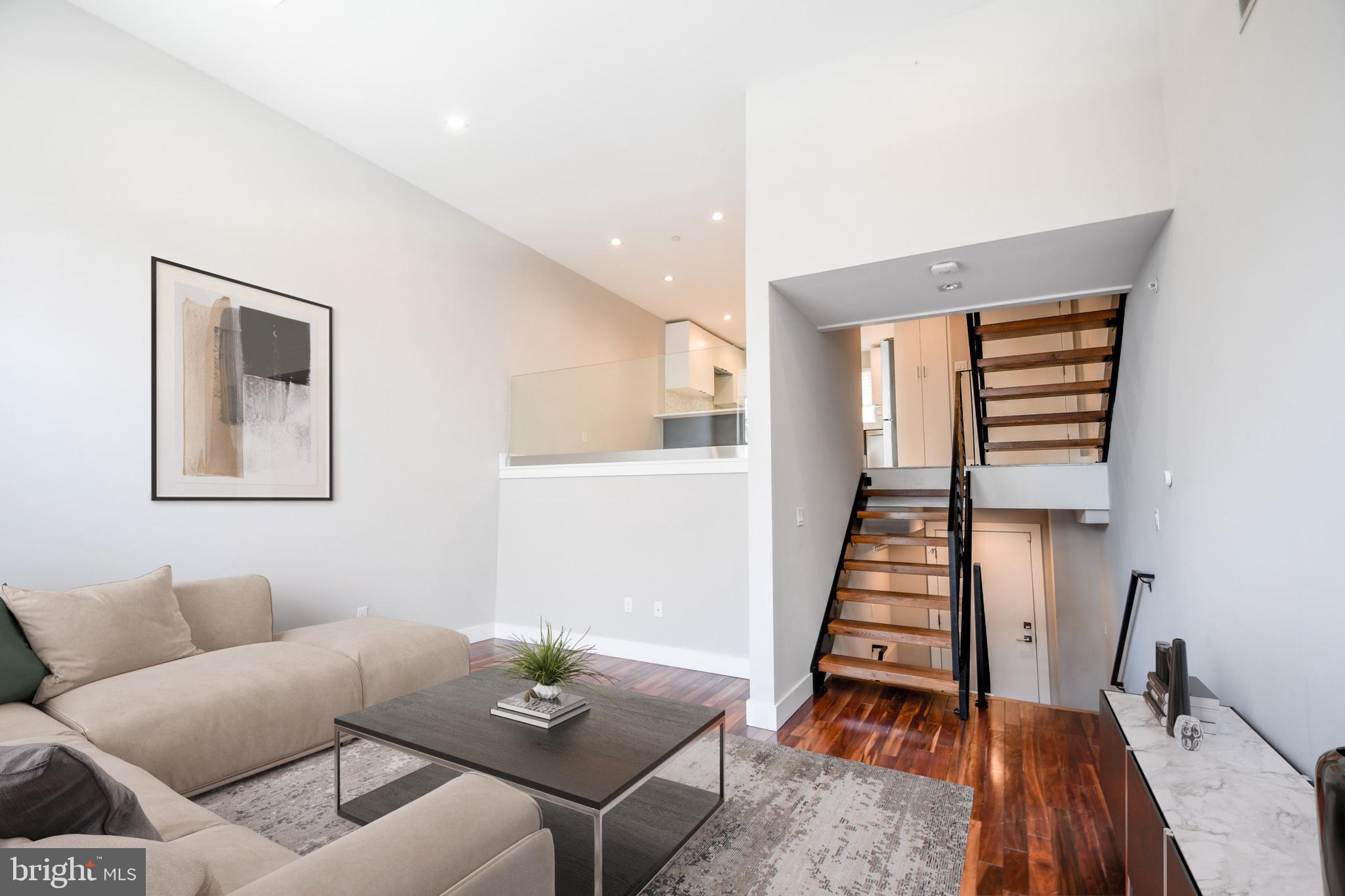 POINT BREEZE - Residential