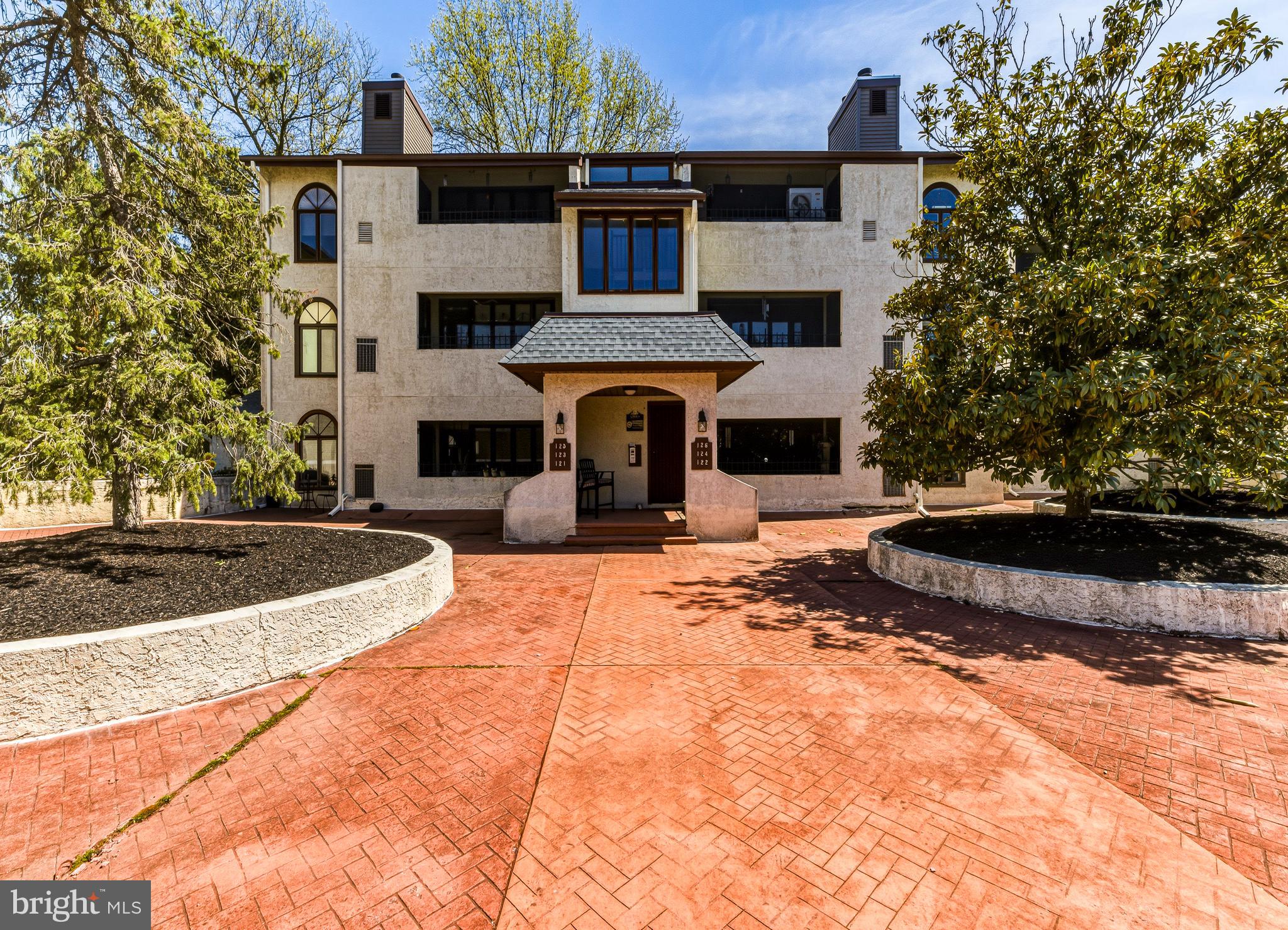 Photo 1 of 23 — 126 CENTURA, CHERRY HILL, NJ 08003