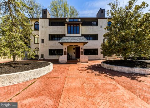 Photo of 126 Centura, CHERRY HILL, NJ 08003 (MLS # NJCD2114530)