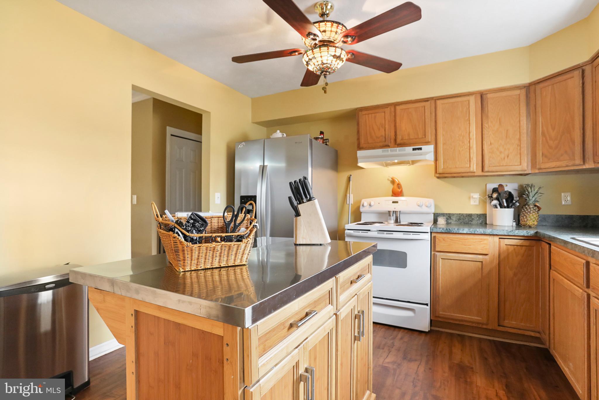 OPEQUON MEADOWS - Residential