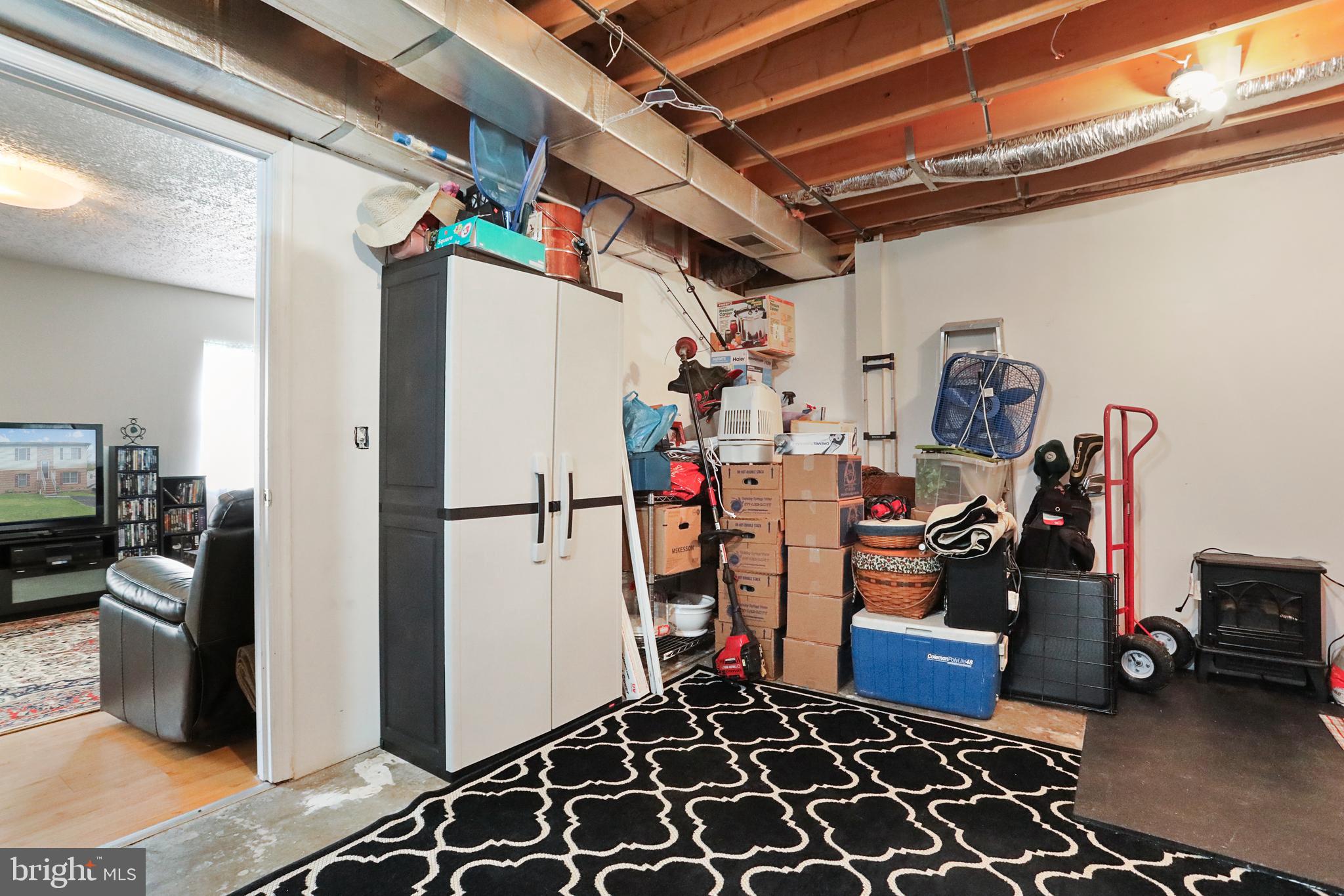 OPEQUON MEADOWS - Residential