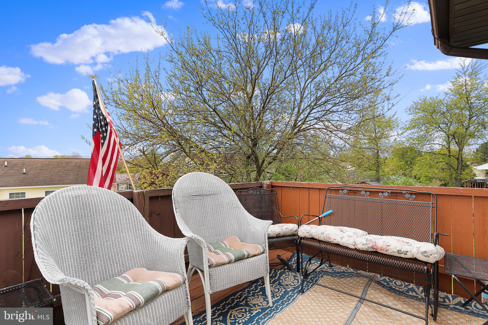 OPEQUON MEADOWS - Residential