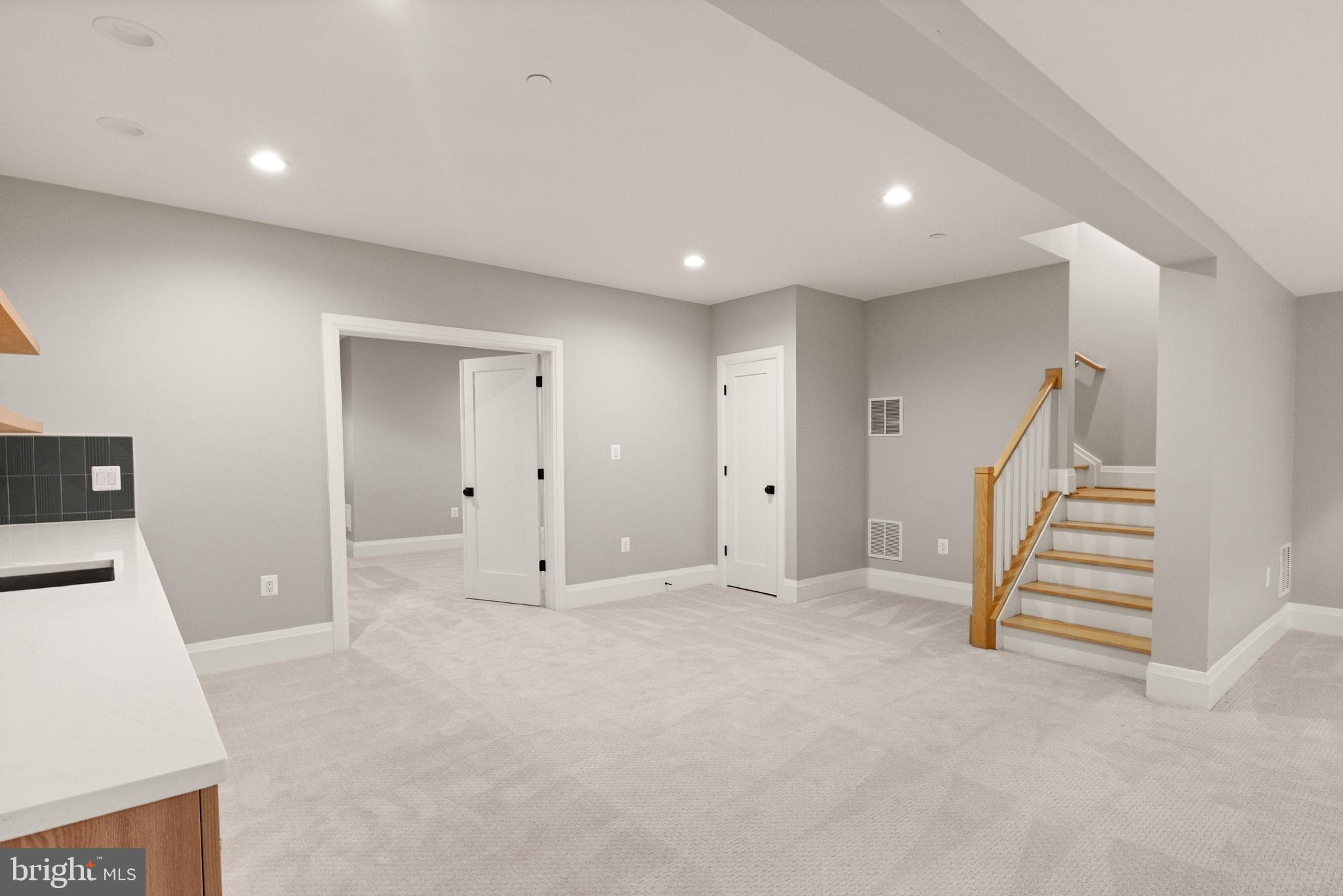 SPRINGFIELD - Residential